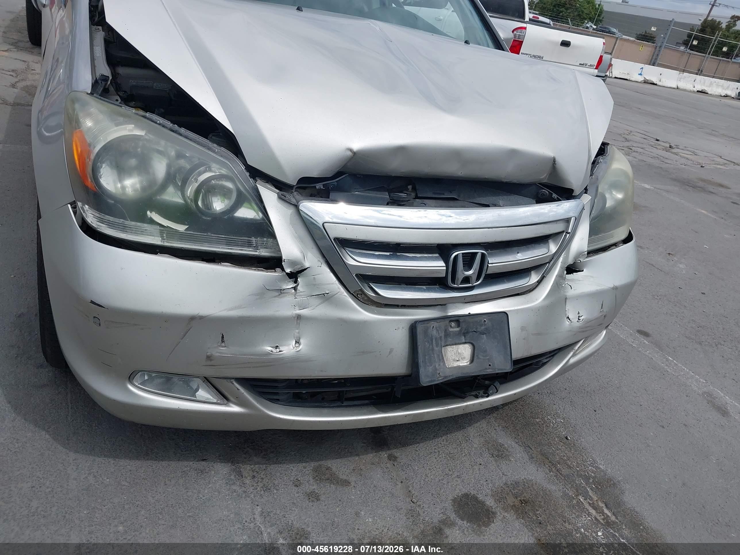 2007 Honda Odyssey Touring Желто-коричневый vin: 5FNRL38847B007796