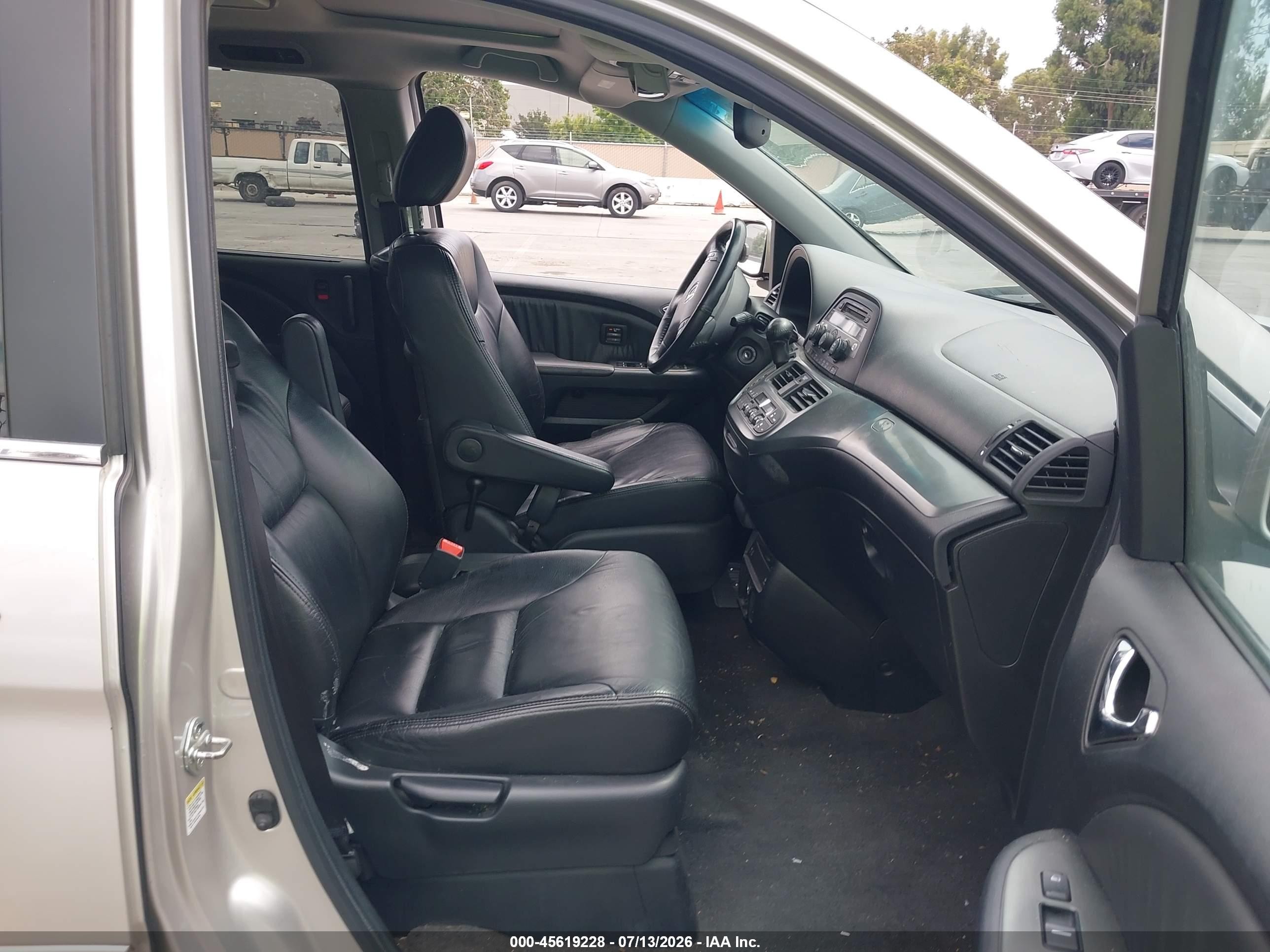 2007 Honda Odyssey Touring Желто-коричневый vin: 5FNRL38847B007796