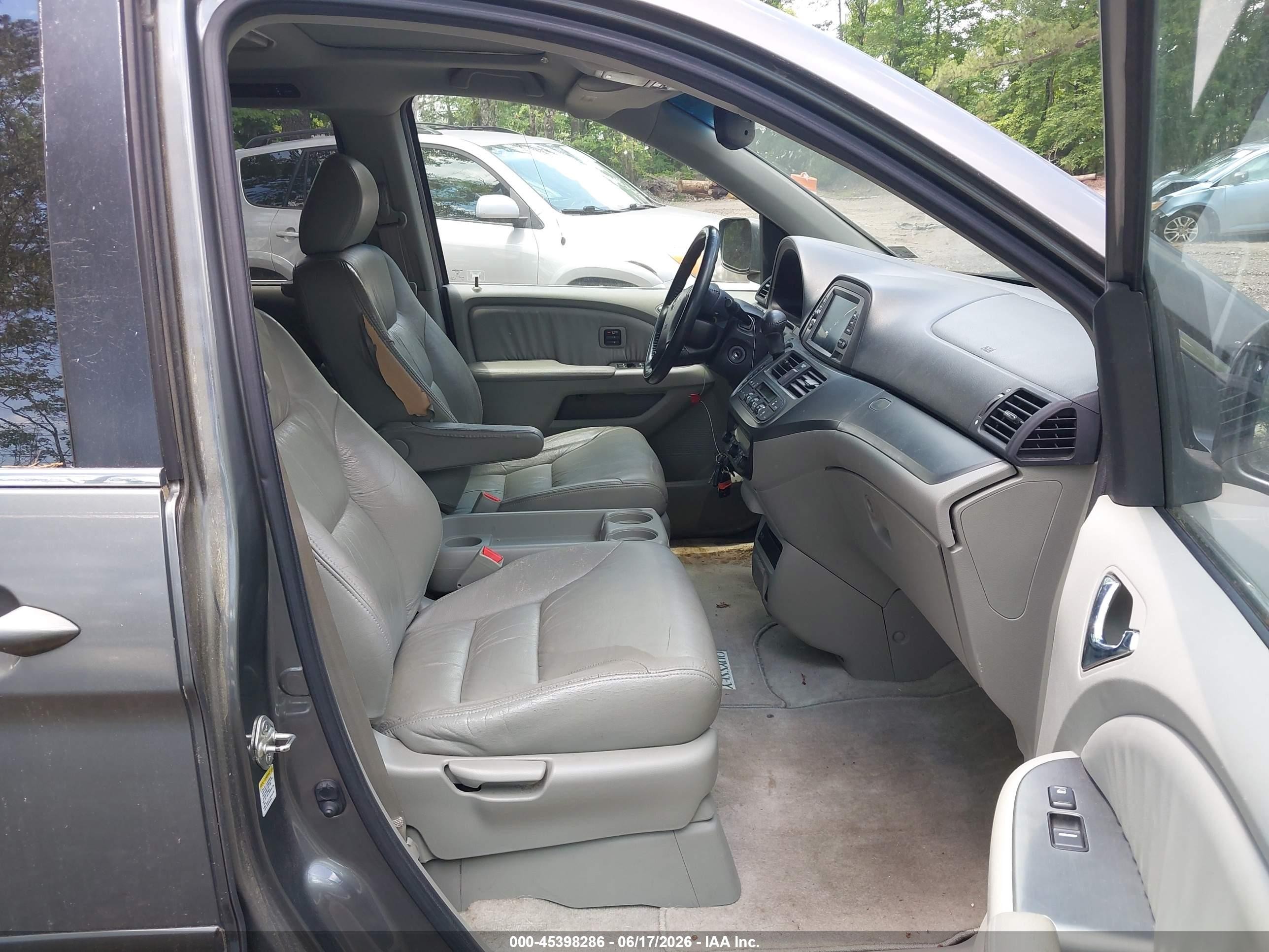 2007 Honda Odyssey Touring Gray vin: 5FNRL38847B031712