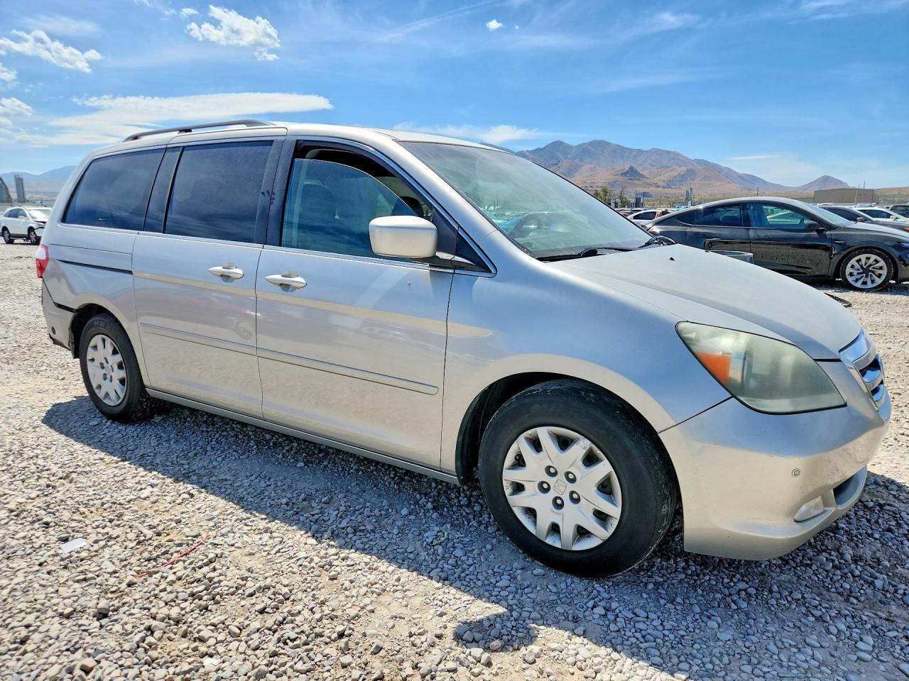 2007 Honda Odyssey Touring Gold vin: 5FNRL38847B069568