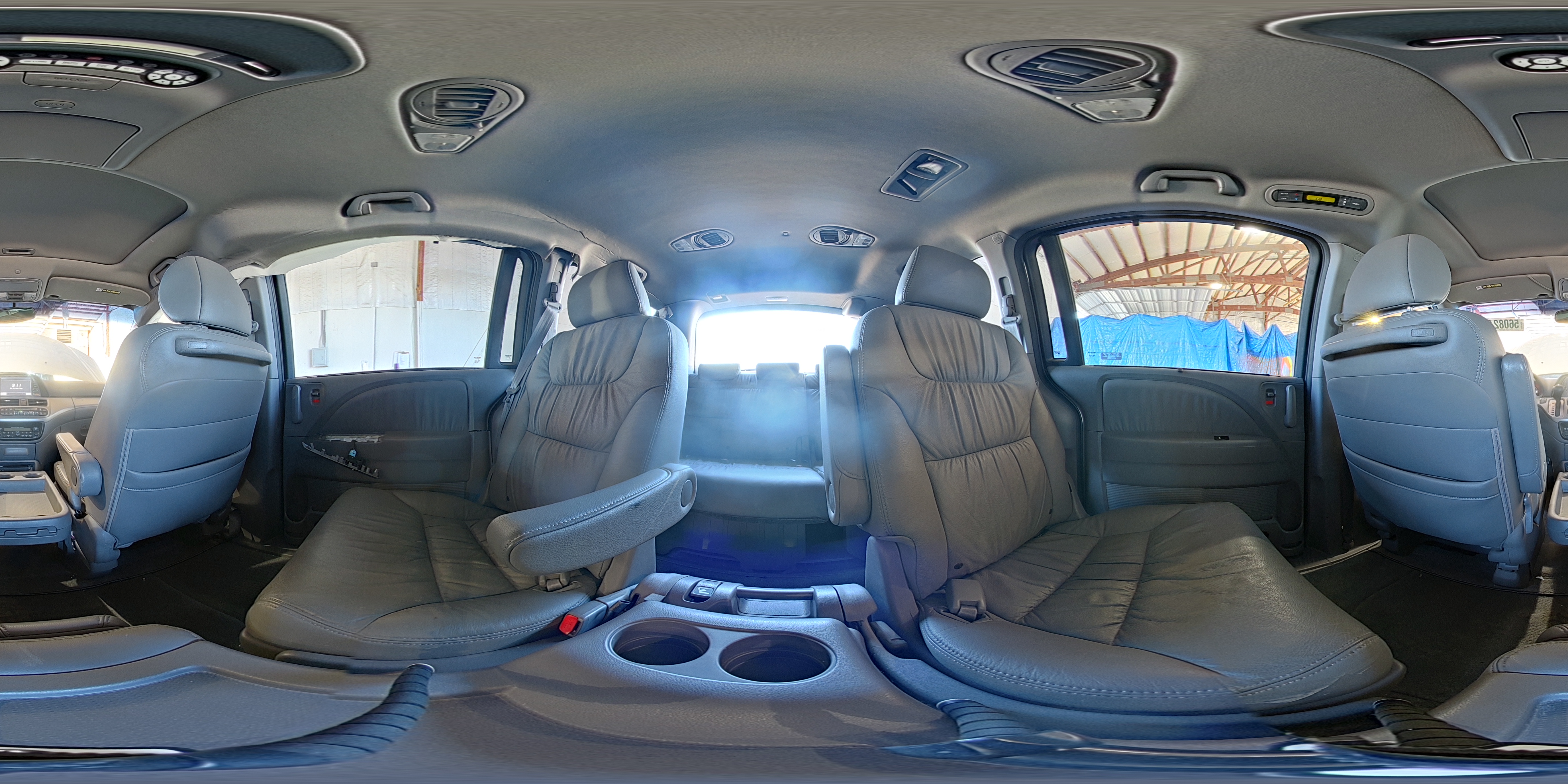 2008 Honda Odyssey Touring Silver vin: 5FNRL38848B010165