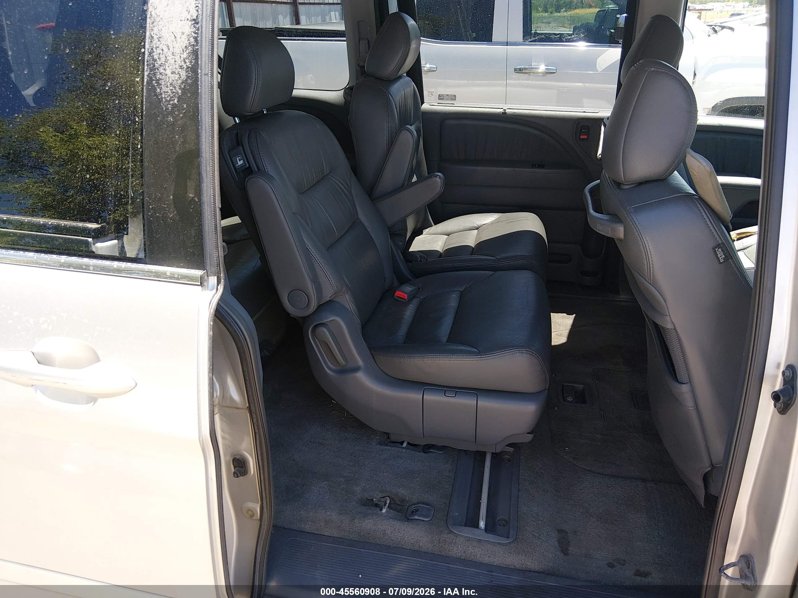 2006 Honda Odyssey Touring Beige vin: 5FNRL38856B067293