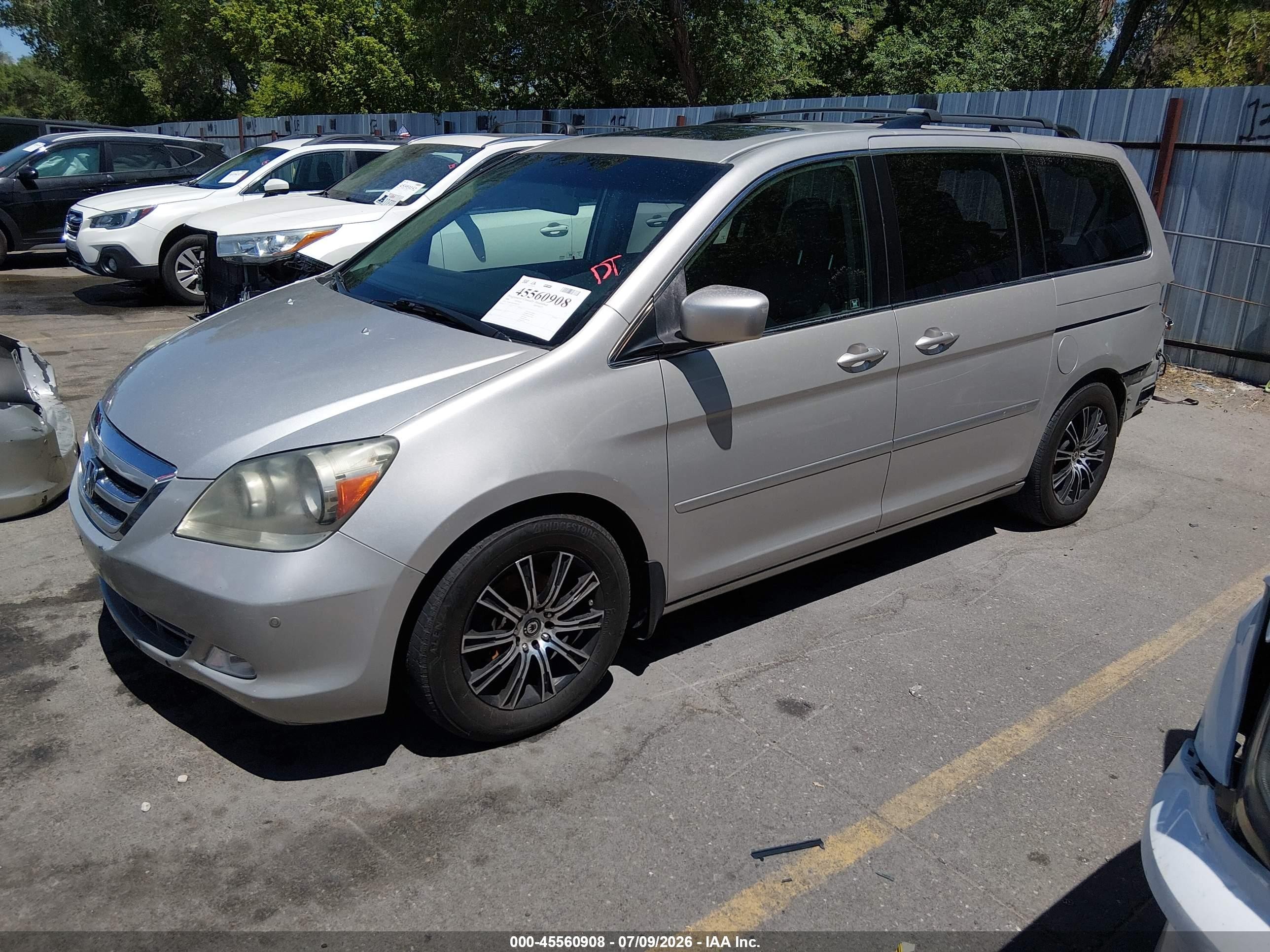 2006 Honda Odyssey Touring Beige vin: 5FNRL38856B067293