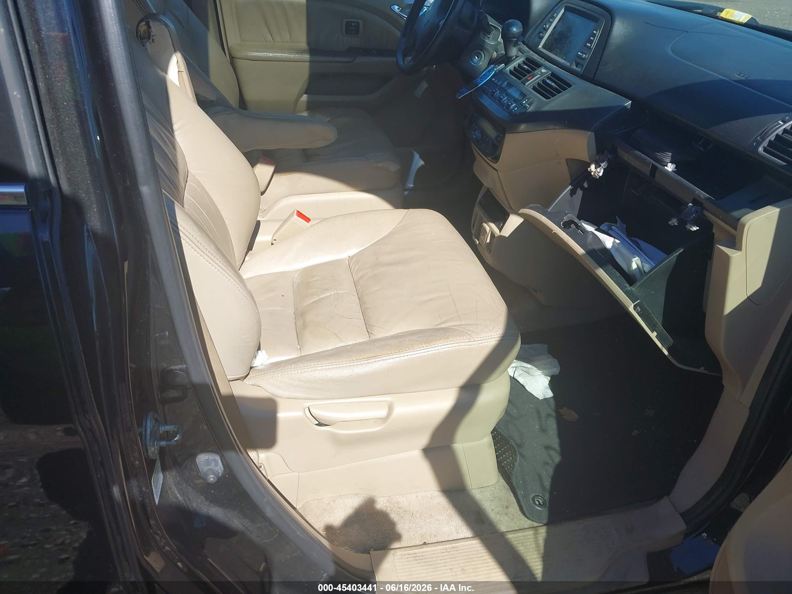 2007 Honda Odyssey Touring Black vin: 5FNRL38857B092650