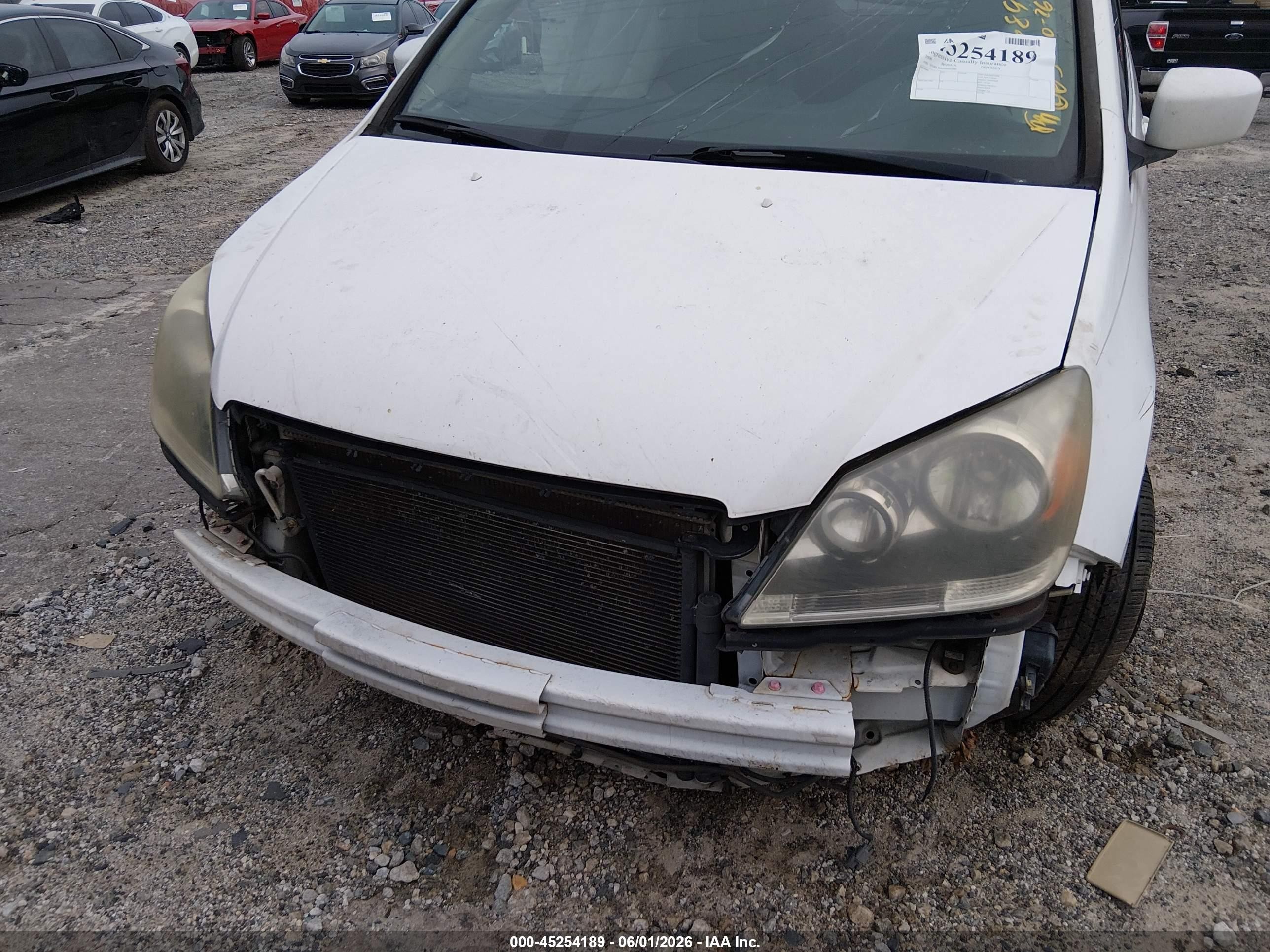 2006 Honda Odyssey Touring White vin: 5FNRL38866B005689