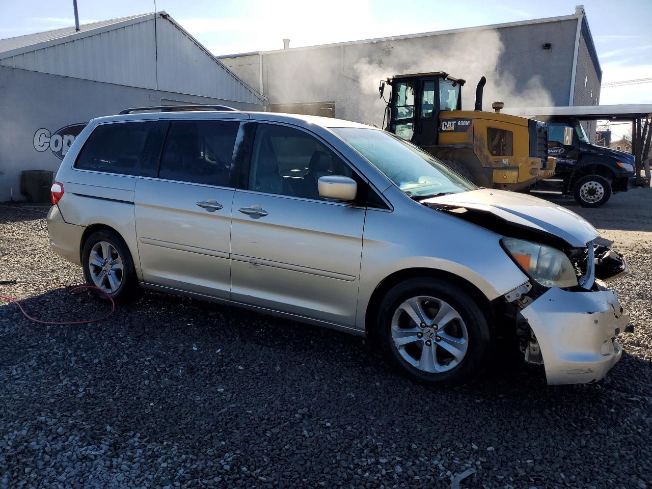 2006 Honda Odyssey Touring Gold vin: 5FNRL38866B044539