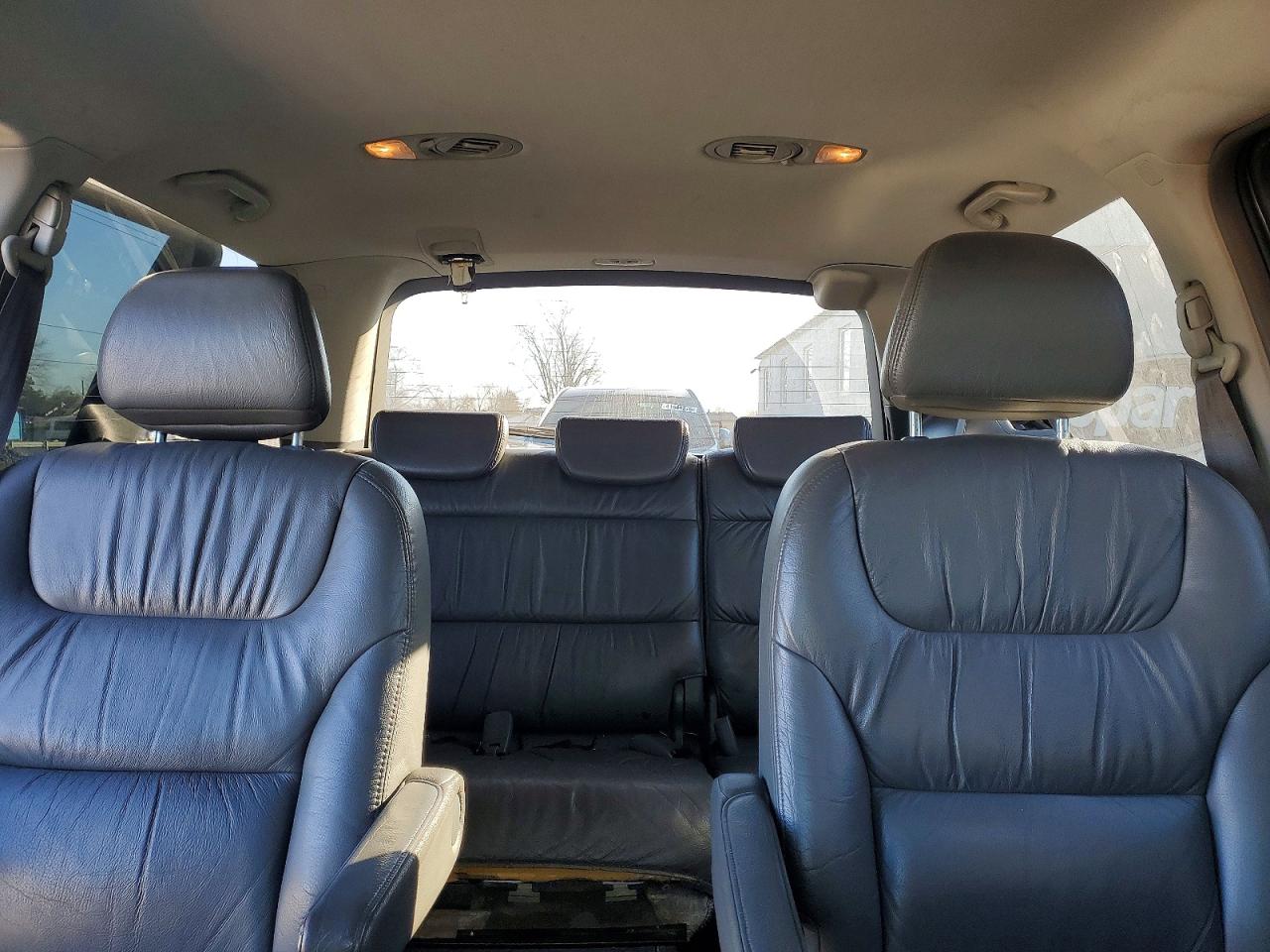 2006 Honda Odyssey Touring Gold vin: 5FNRL38866B044539