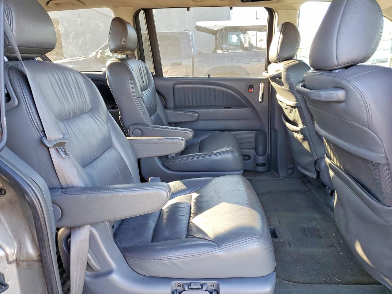 2006 Honda Odyssey Touring Gold vin: 5FNRL38866B044539