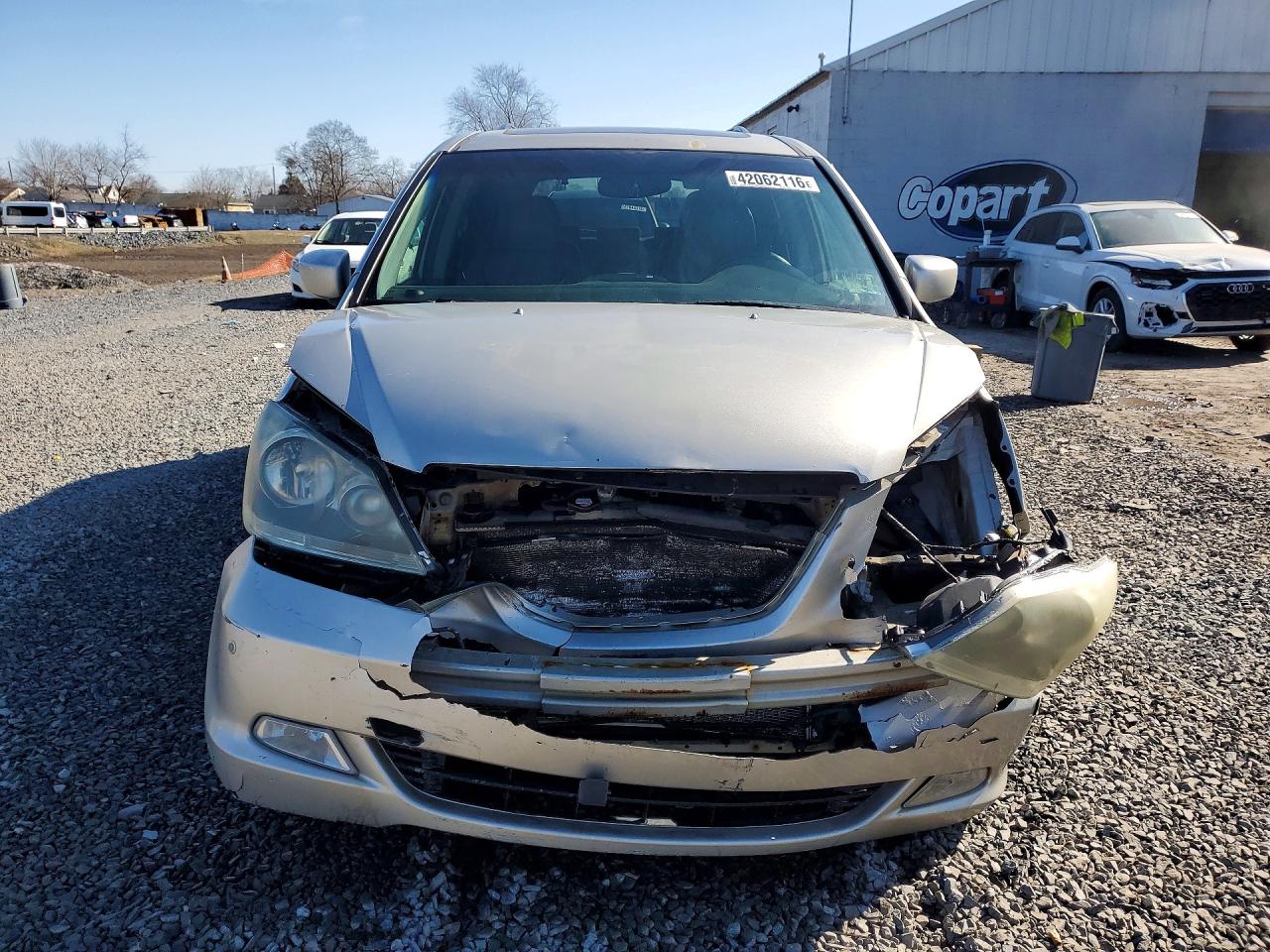 2006 Honda Odyssey Touring Gold vin: 5FNRL38866B044539