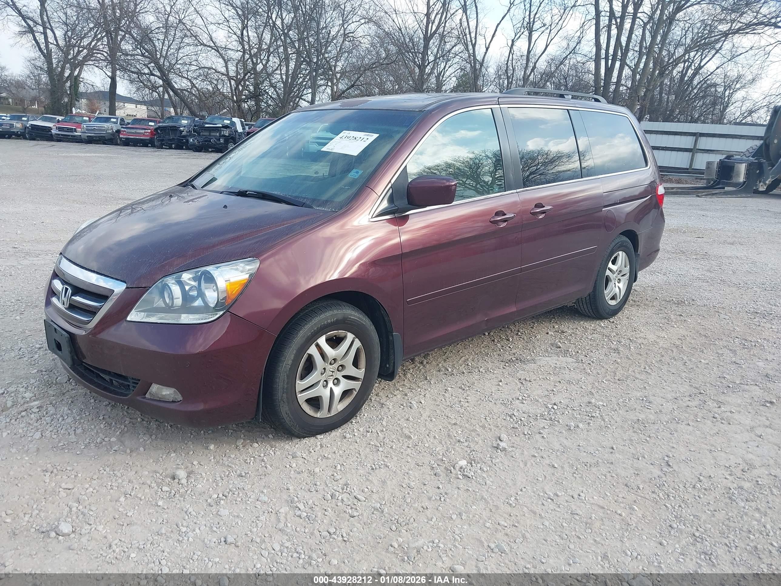 2007 Honda Odyssey Touring Maroon vin: 5FNRL38867B056224