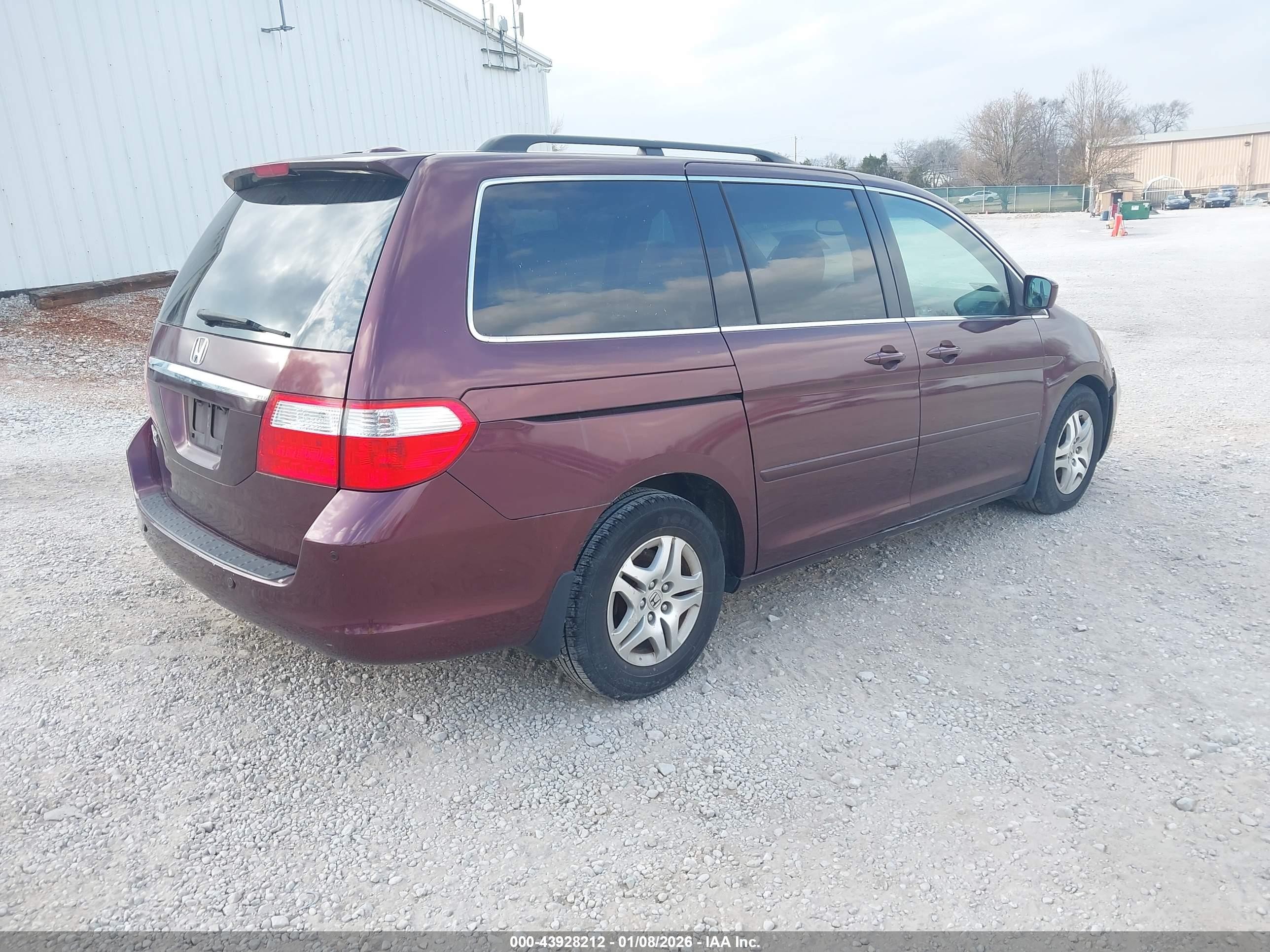 2007 Honda Odyssey Touring Maroon vin: 5FNRL38867B056224