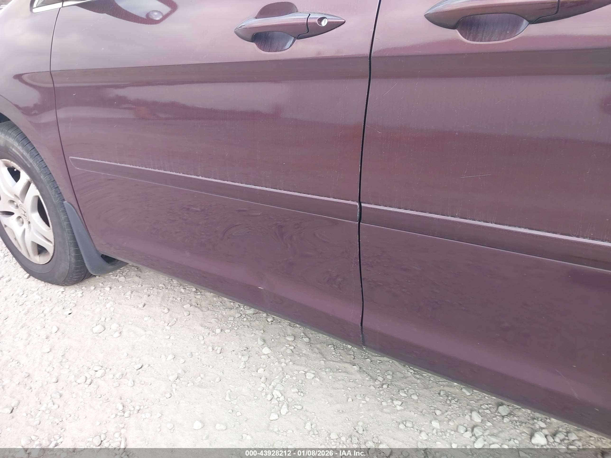 2007 Honda Odyssey Touring Maroon vin: 5FNRL38867B056224