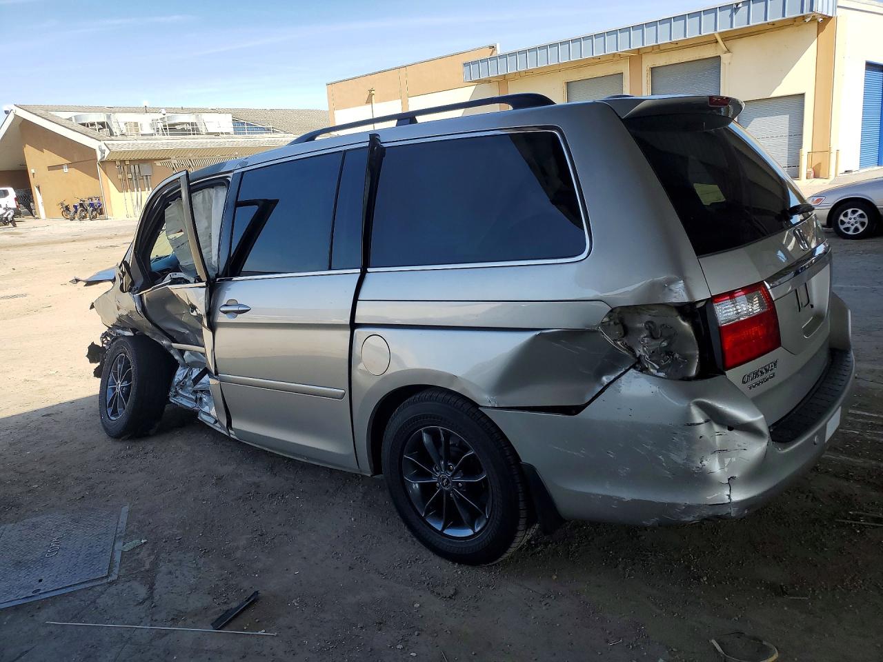 2007 Honda Odyssey Touring Silver vin: 5FNRL38867B061018