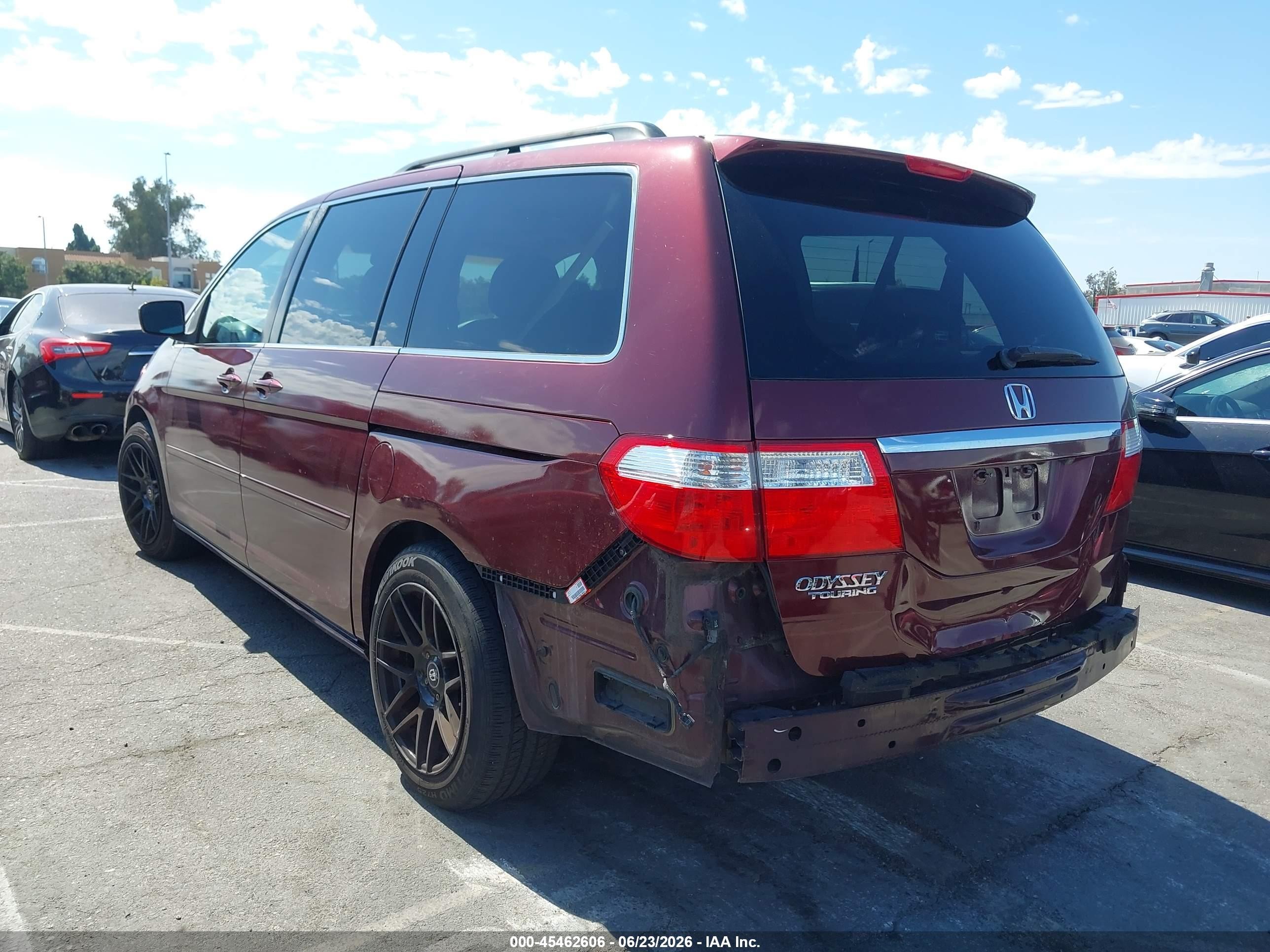 2007 Honda Odyssey Touring Burgundy vin: 5FNRL38867B062900