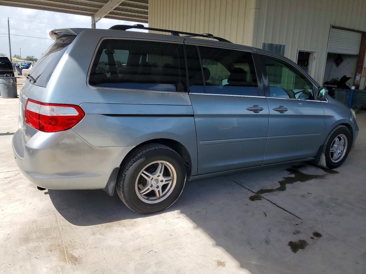 2007 Honda Odyssey Touring Silver vin: 5FNRL38867B089255