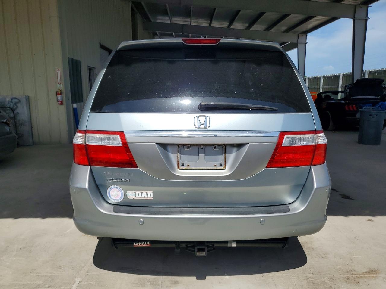 2007 Honda Odyssey Touring Silver vin: 5FNRL38867B089255