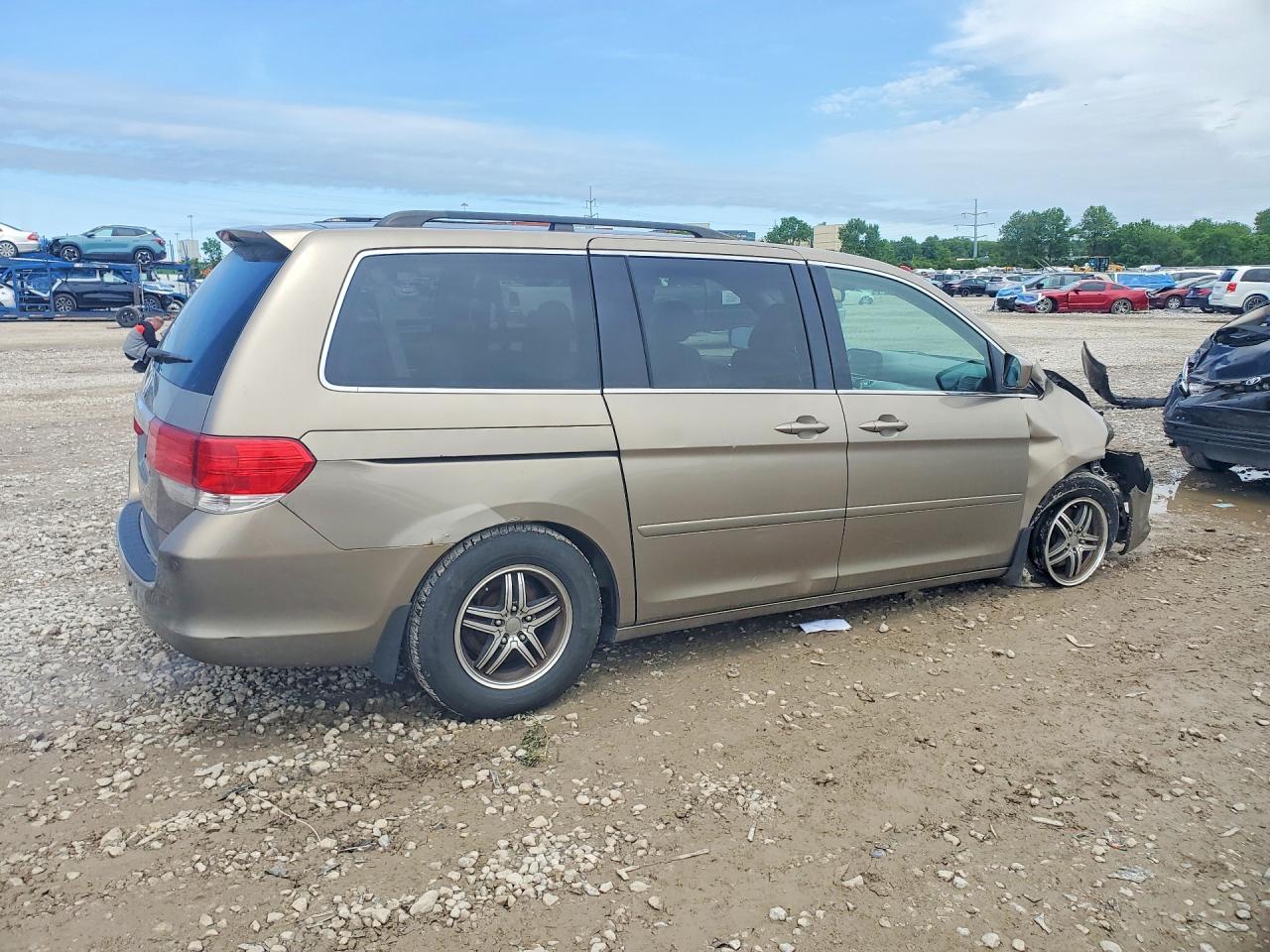2008 Honda Odyssey Touring Beige vin: 5FNRL38868B016985