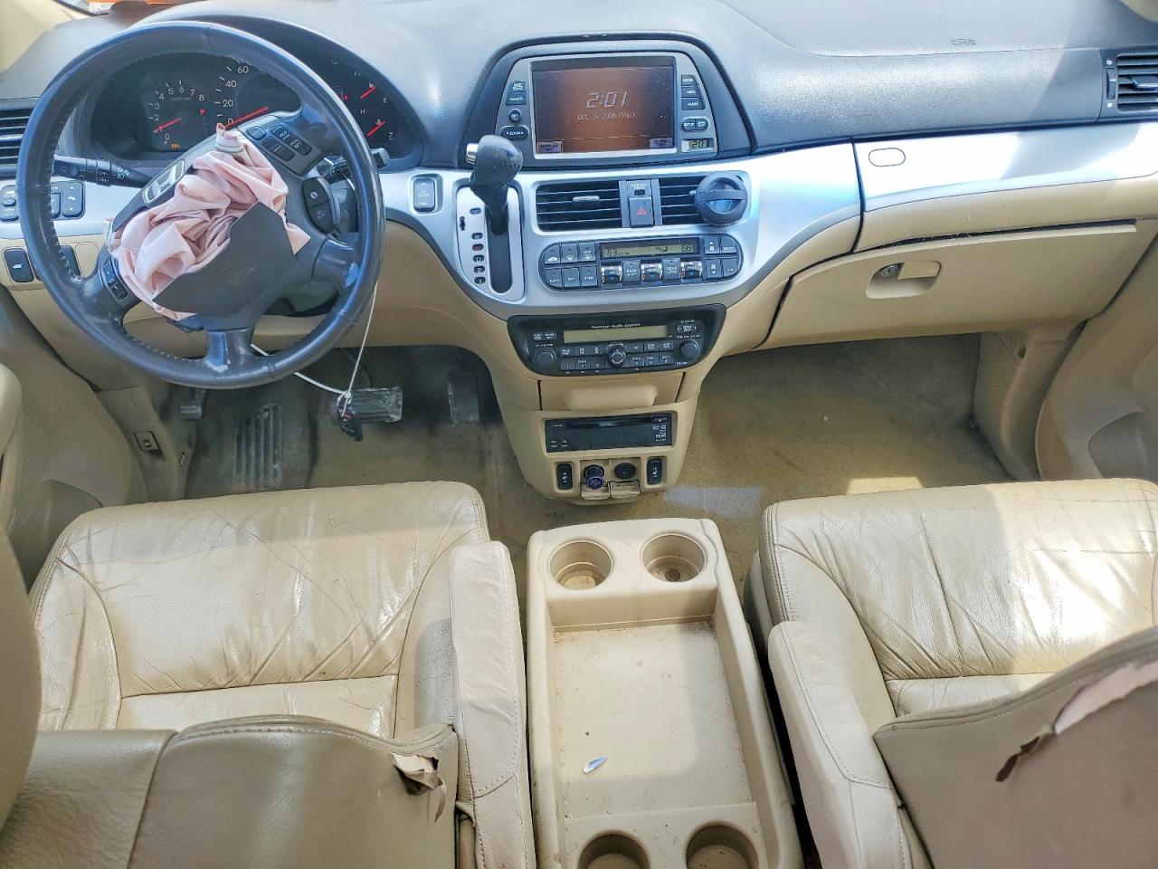 2008 Honda Odyssey Touring Beige vin: 5FNRL38868B016985