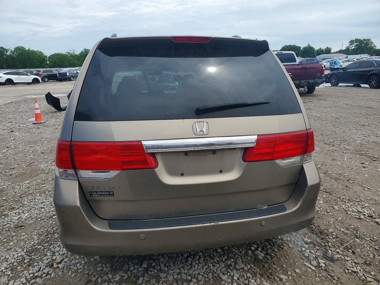 2008 Honda Odyssey Touring Beige vin: 5FNRL38868B016985