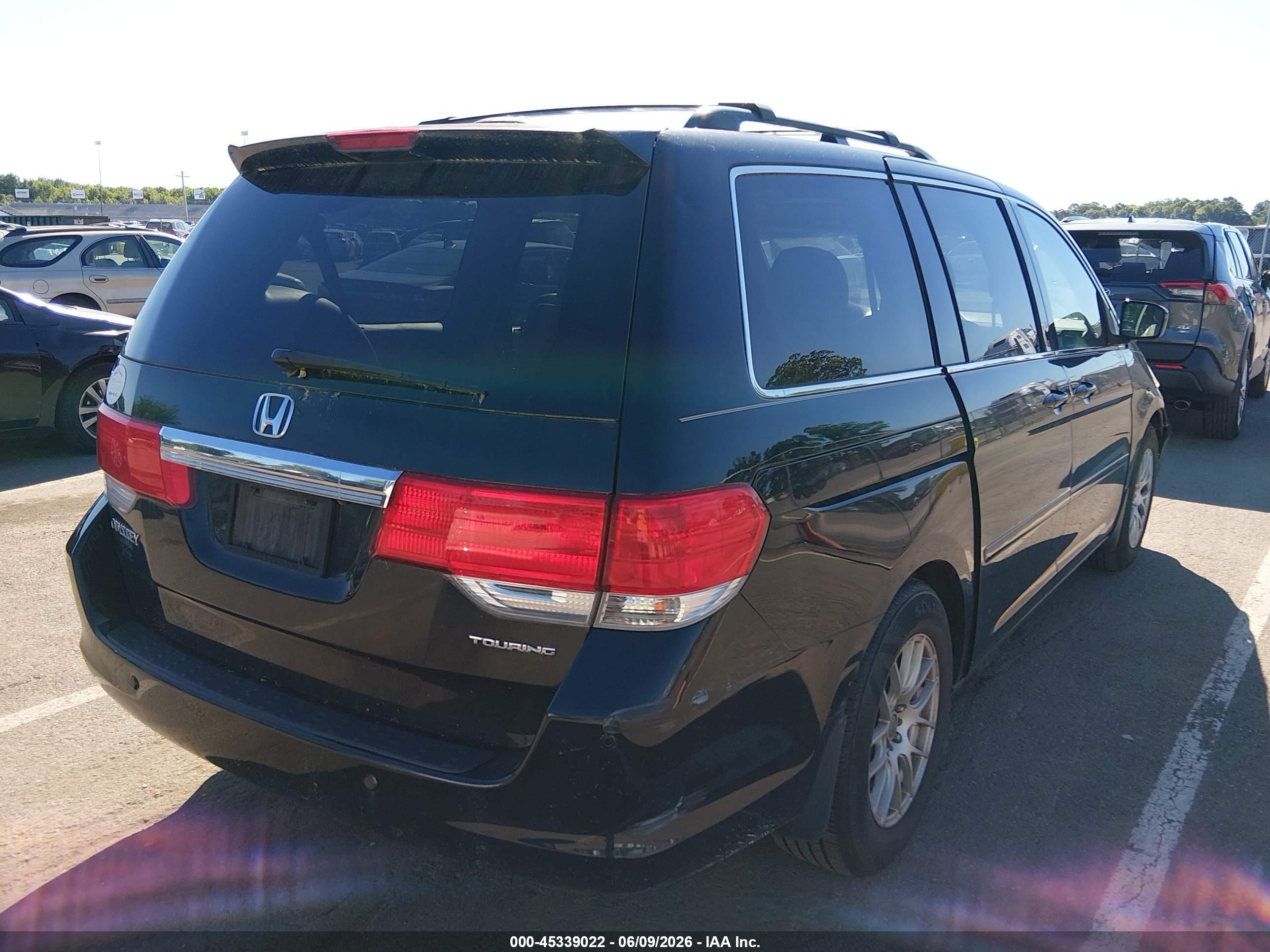 2008 Honda Odyssey Touring Black vin: 5FNRL38868B041241
