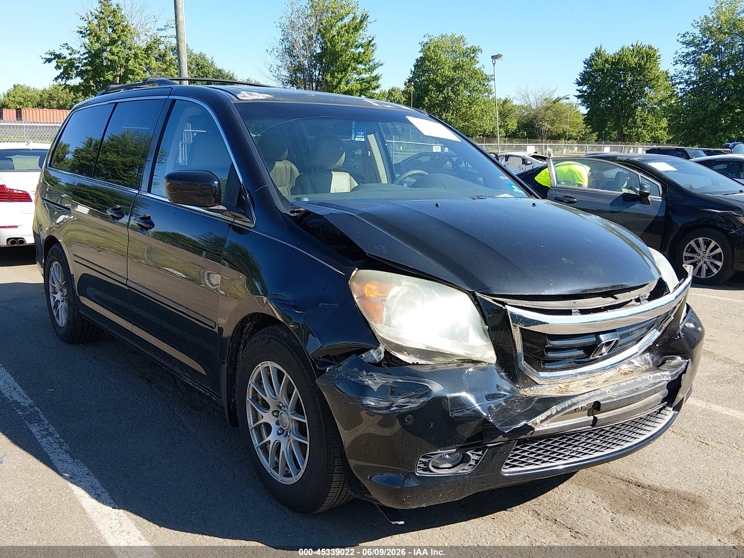 2008 Honda Odyssey Touring Black vin: 5FNRL38868B041241