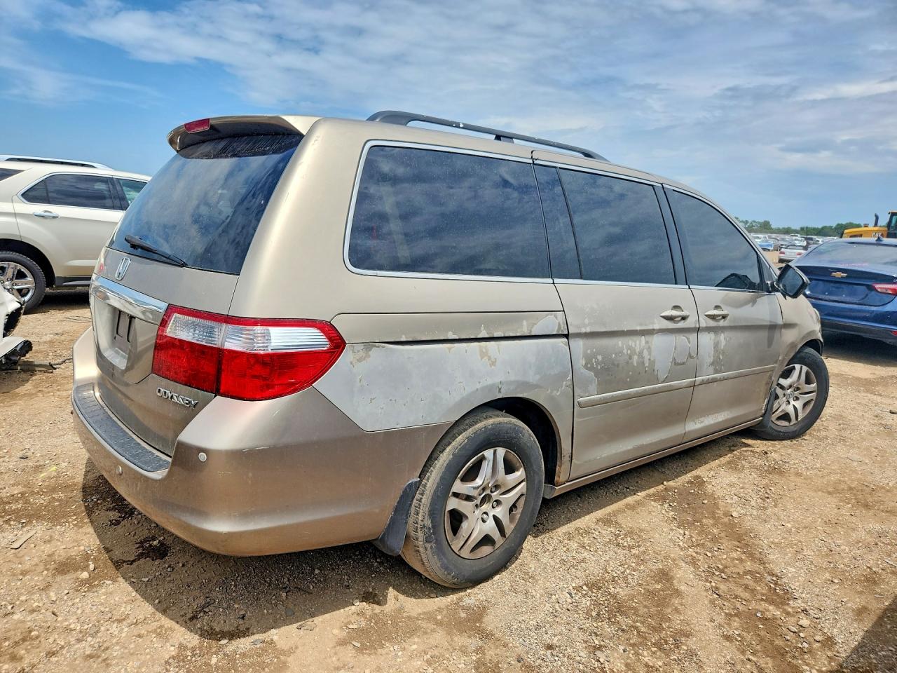 2005 Honda Odyssey Touring Tan vin: 5FNRL38875B012858