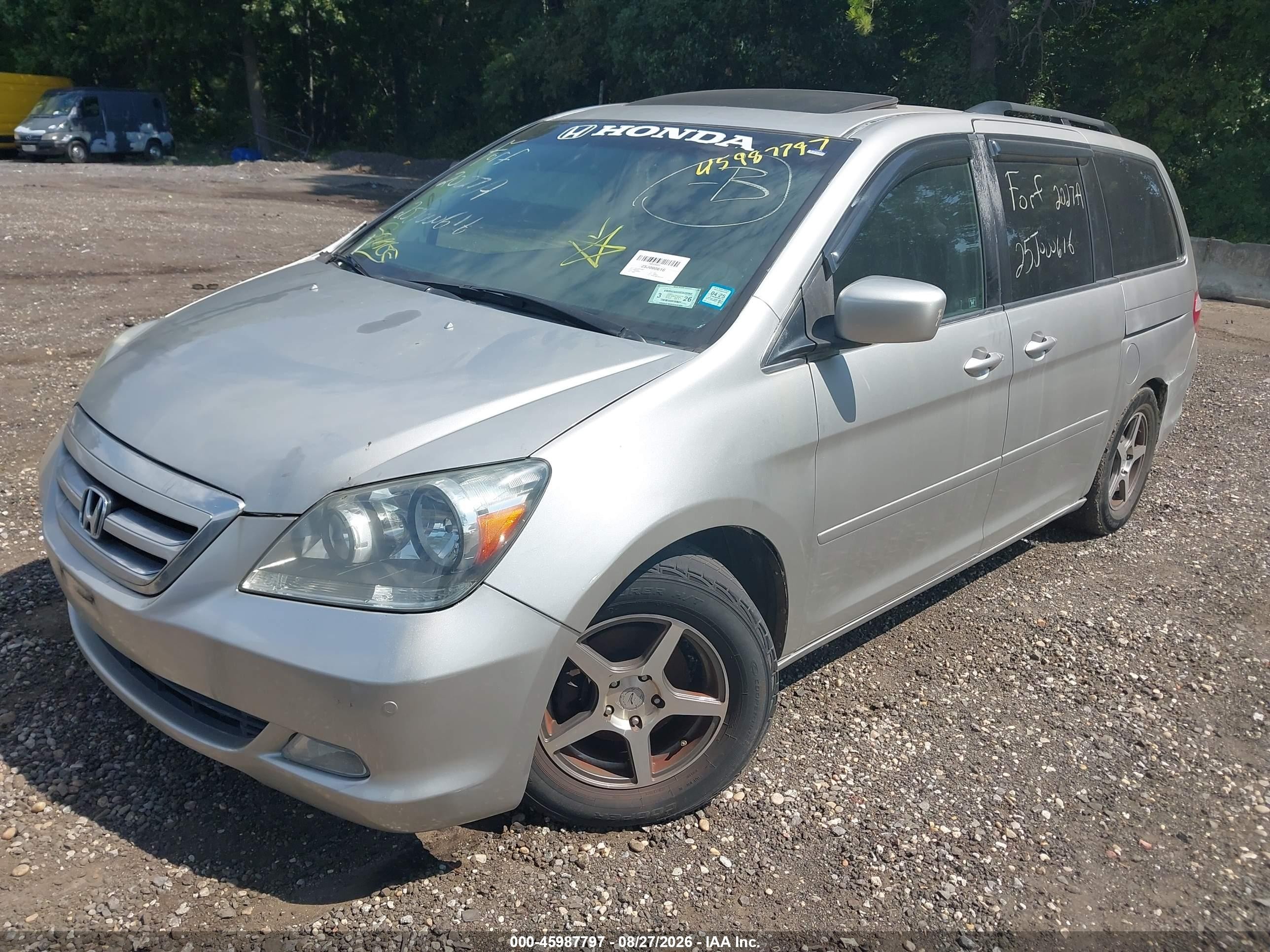 2005 Honda Odyssey Touring Gray vin: 5FNRL38875B037159