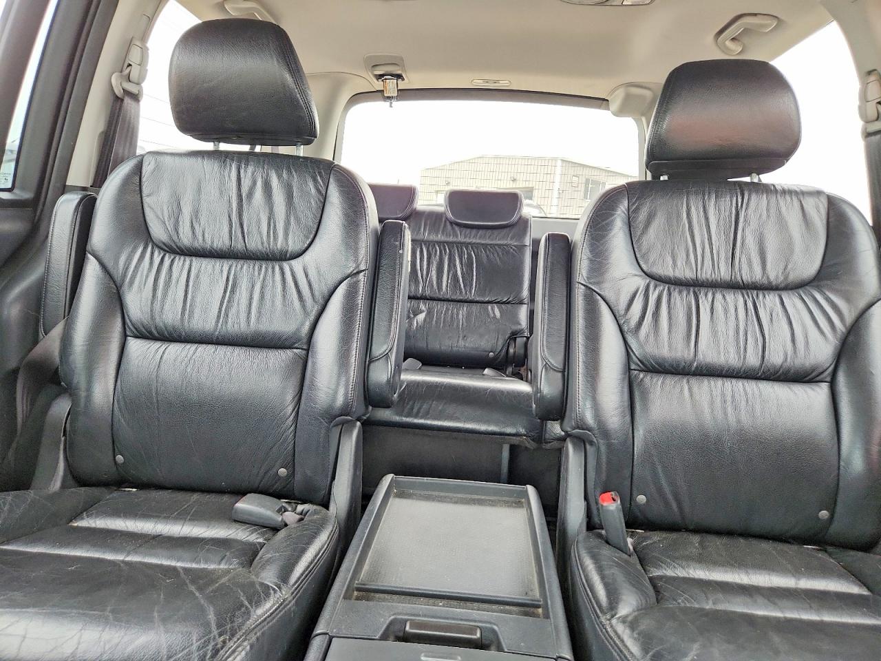 2005 Honda Odyssey Touring Silver vin: 5FNRL38875B500515