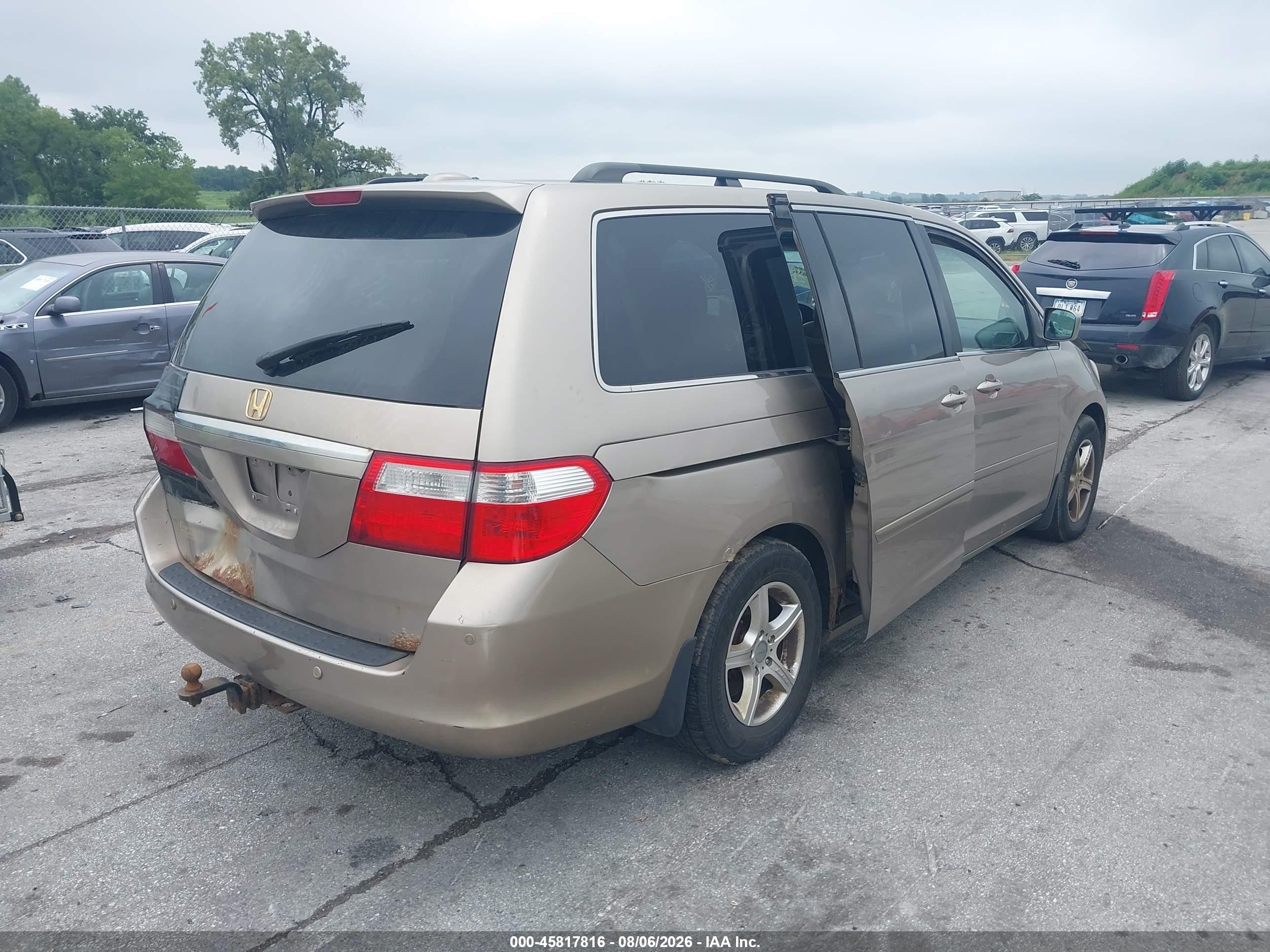 2007 Honda Odyssey Touring Beige vin: 5FNRL38877B104247
