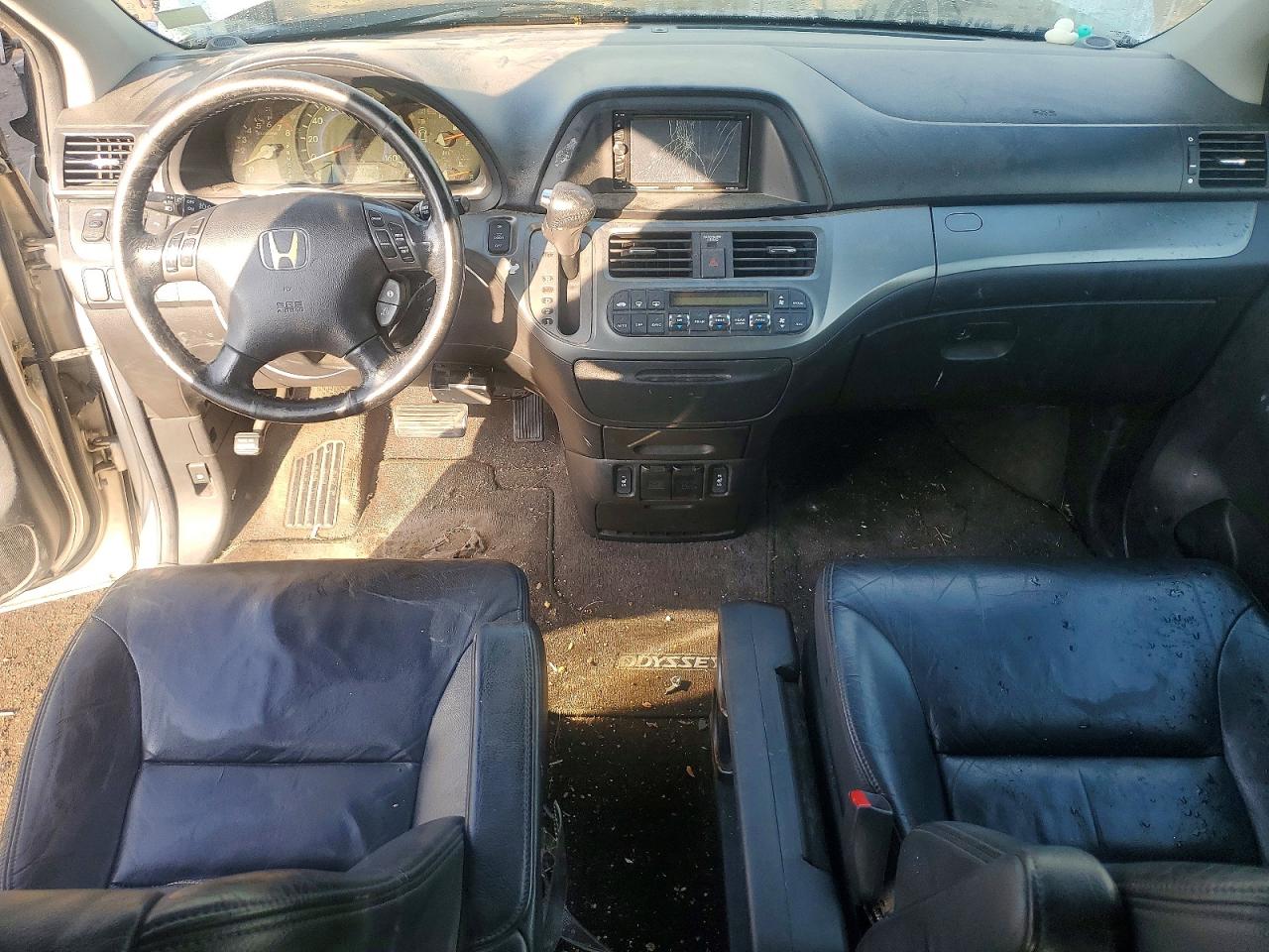 2005 Honda Odyssey Touring Silver vin: 5FNRL38885B097533