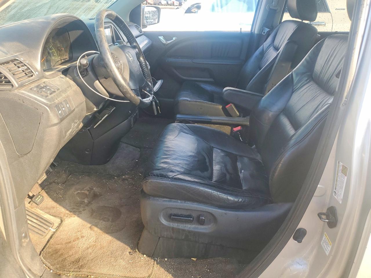 2005 Honda Odyssey Touring Silver vin: 5FNRL38885B097533