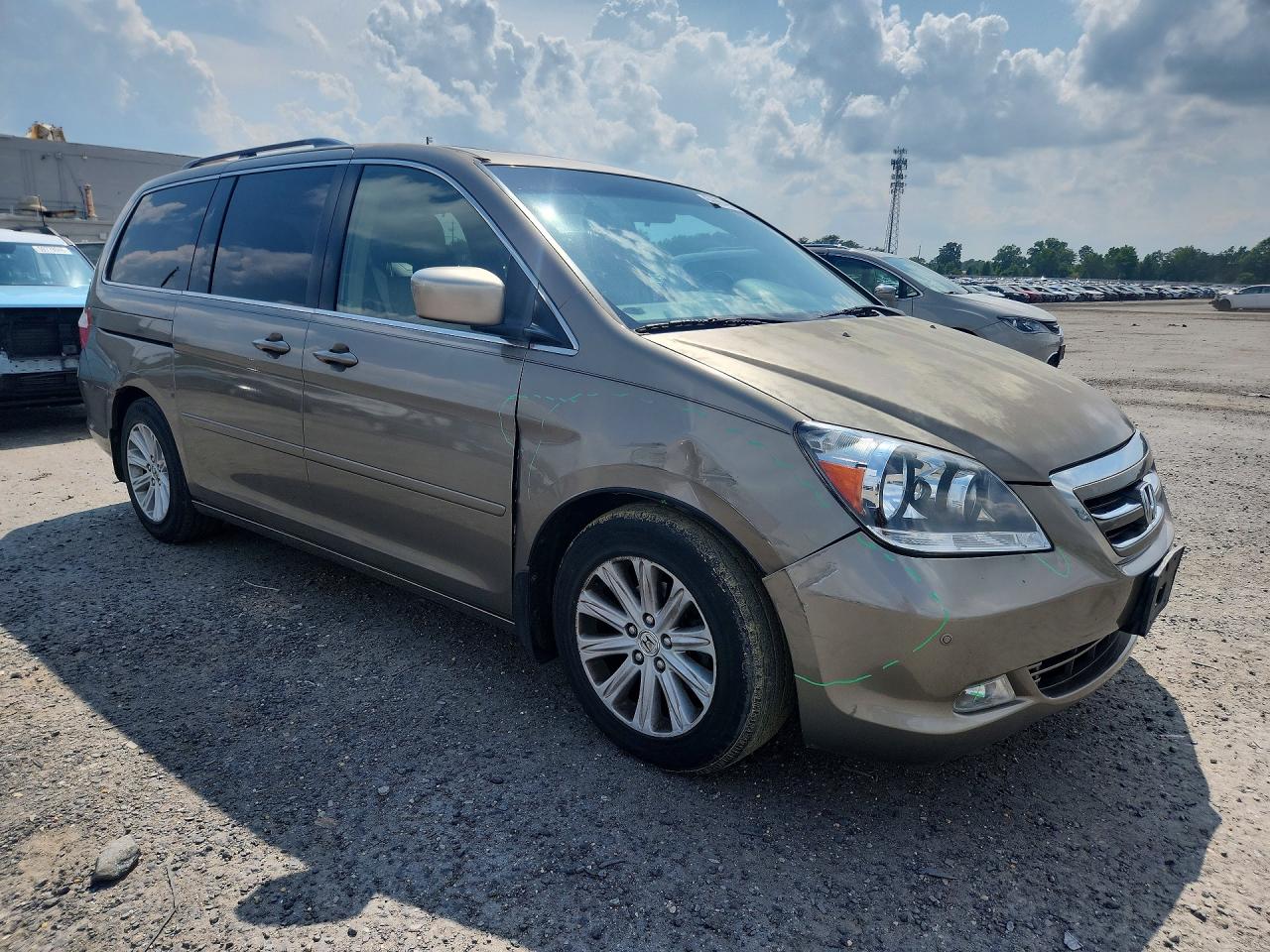 2005 Honda Odyssey Touring Beige vin: 5FNRL38885B130756