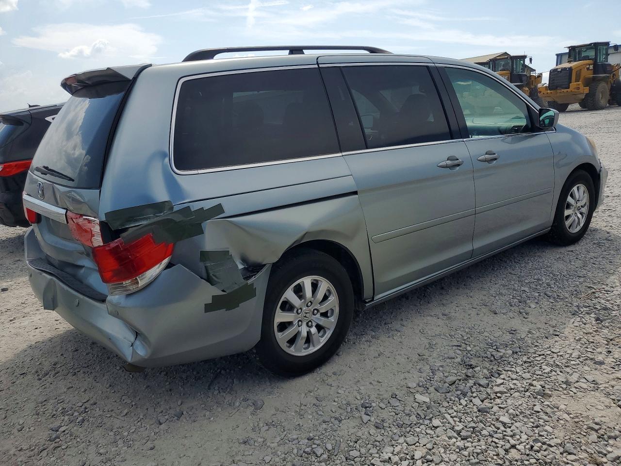 2008 Honda Odyssey Touring Silver vin: 5FNRL38888B000299