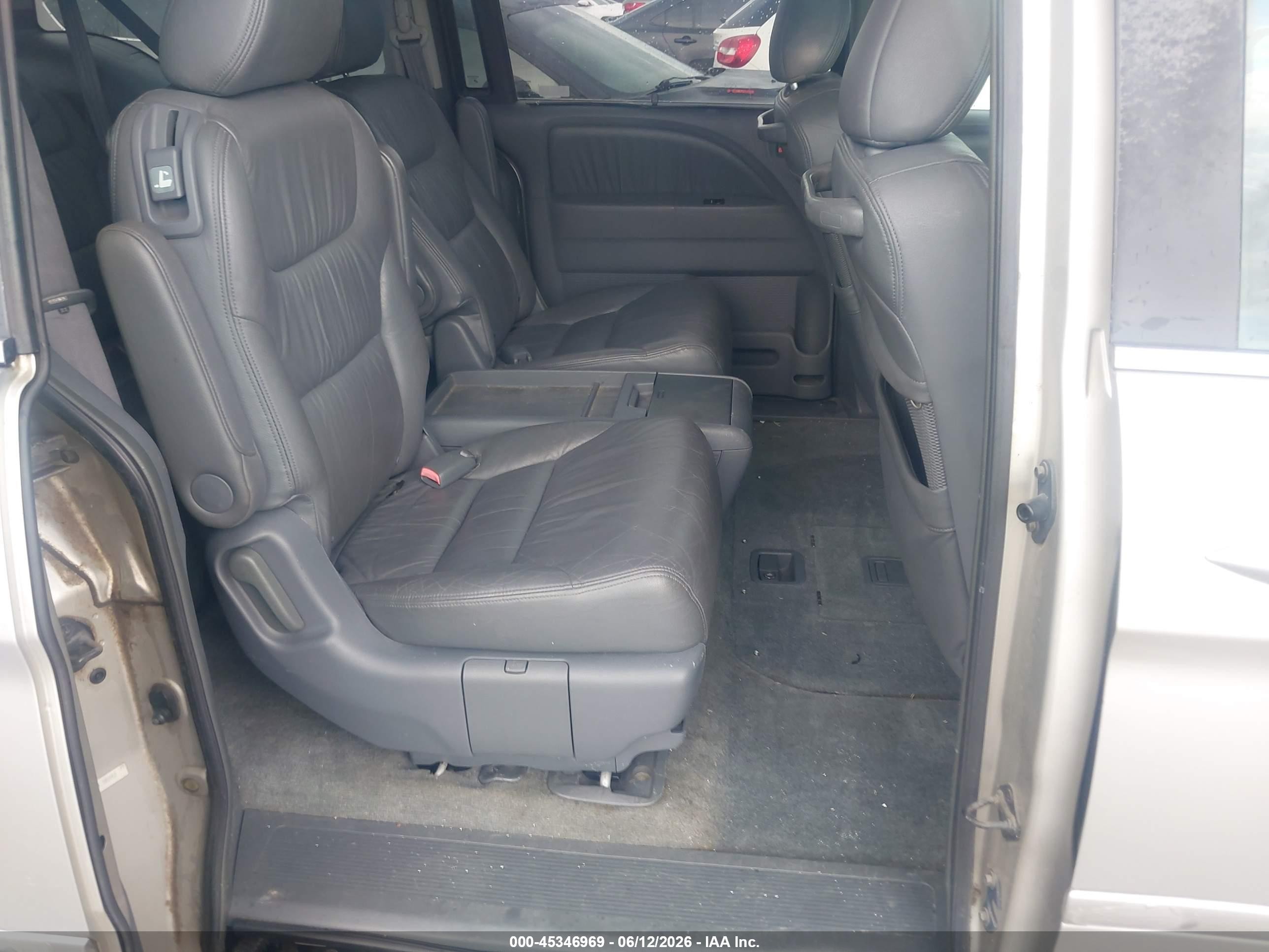 2005 Honda Odyssey Touring Серебряный vin: 5FNRL38895B004731
