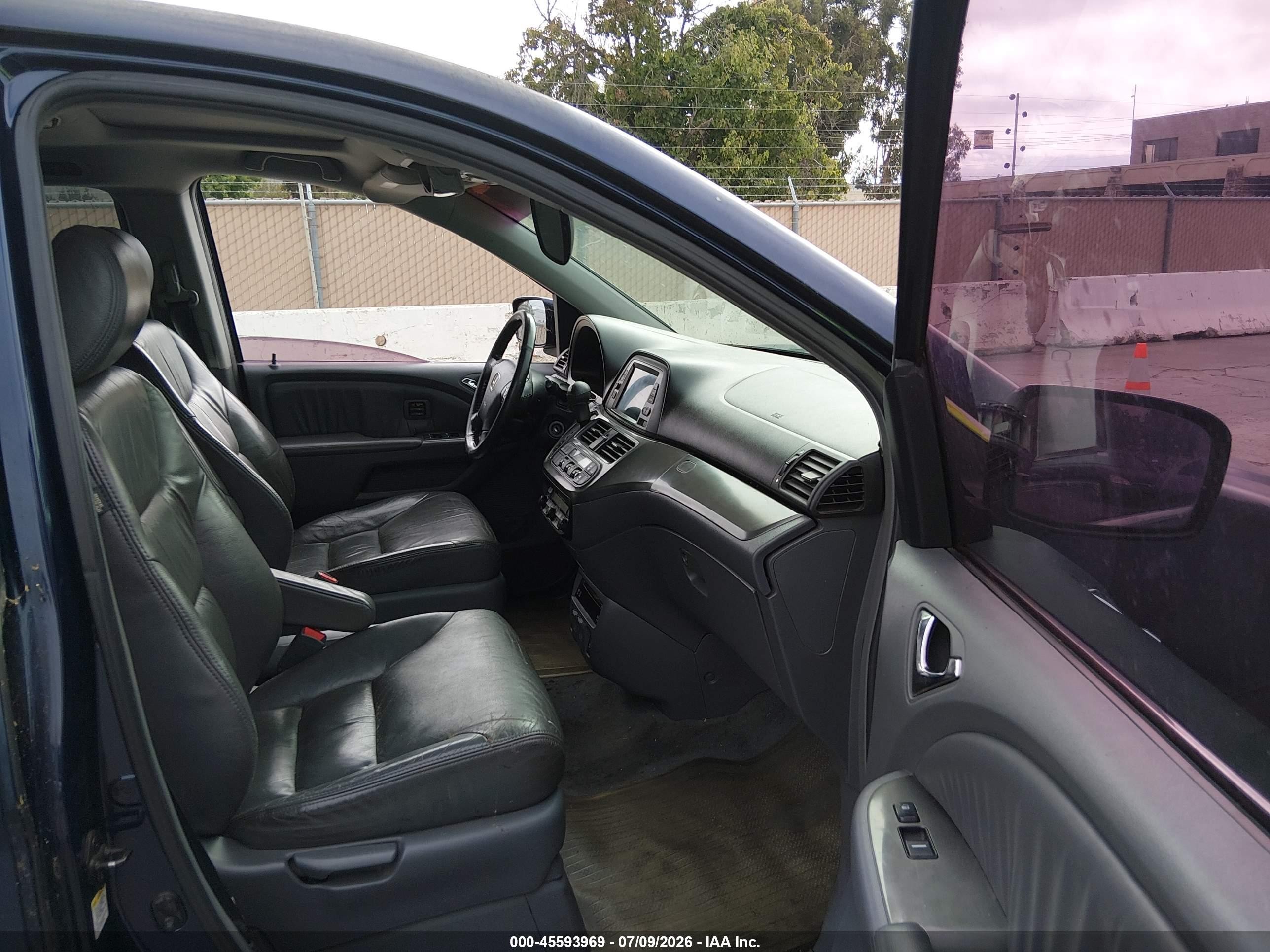 2005 Honda Odyssey Touring Синий vin: 5FNRL38895B098738