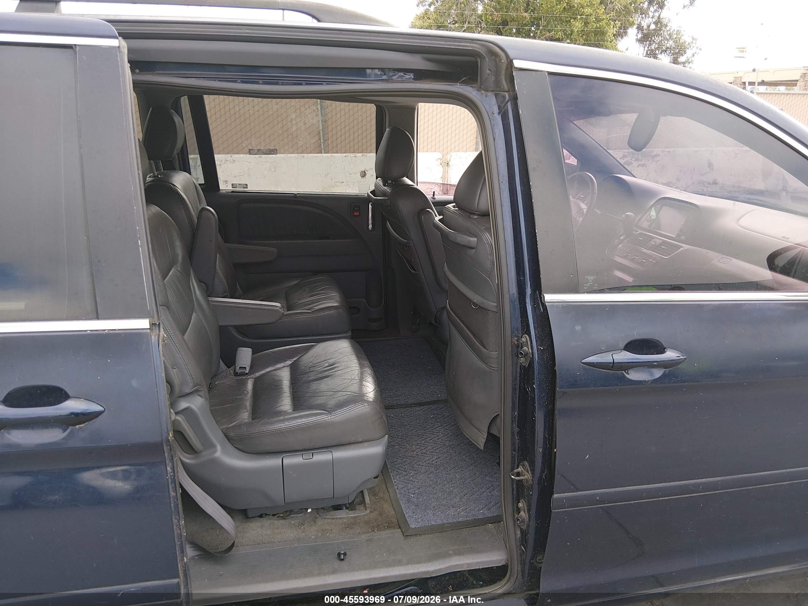 2005 Honda Odyssey Touring Синий vin: 5FNRL38895B098738