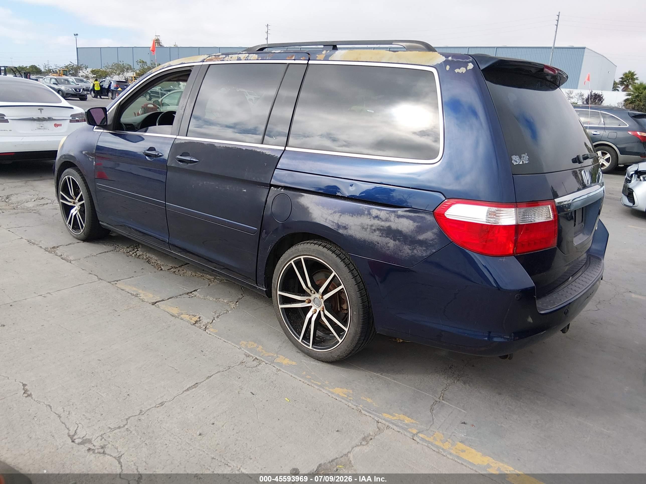 2005 Honda Odyssey Touring Синий vin: 5FNRL38895B098738