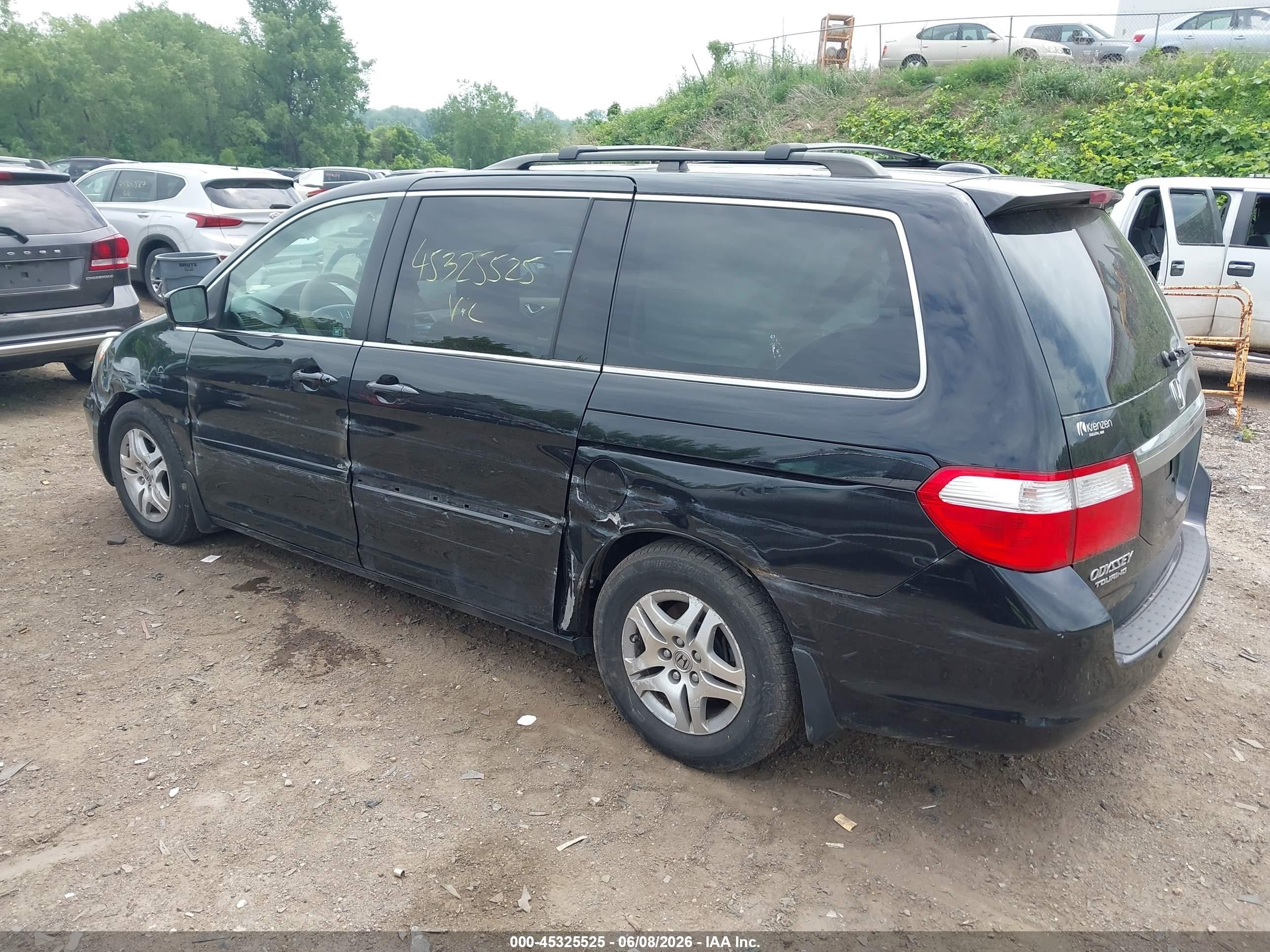 2007 Honda Odyssey Touring Black vin: 5FNRL38897B002092