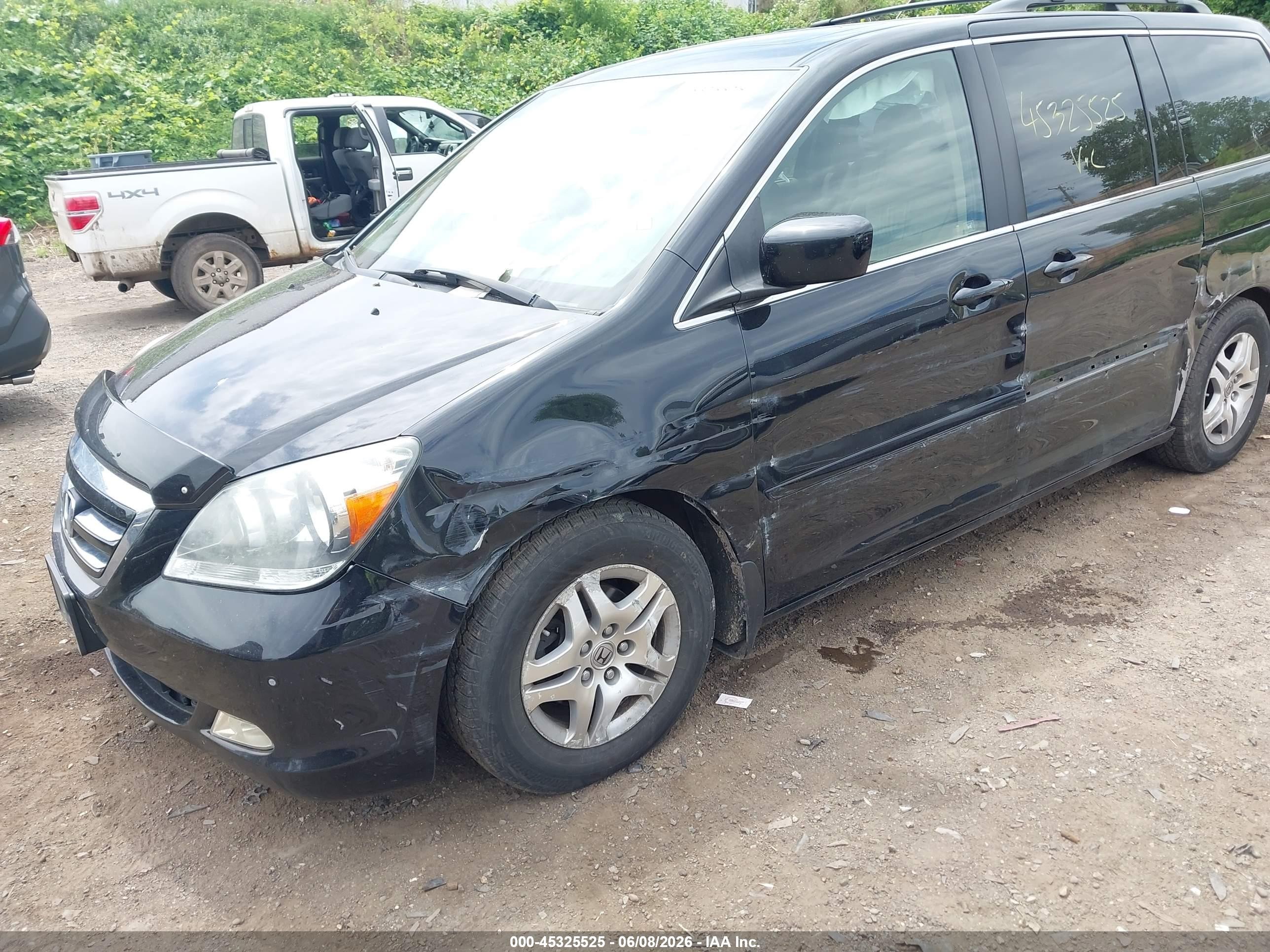 2007 Honda Odyssey Touring Black vin: 5FNRL38897B002092