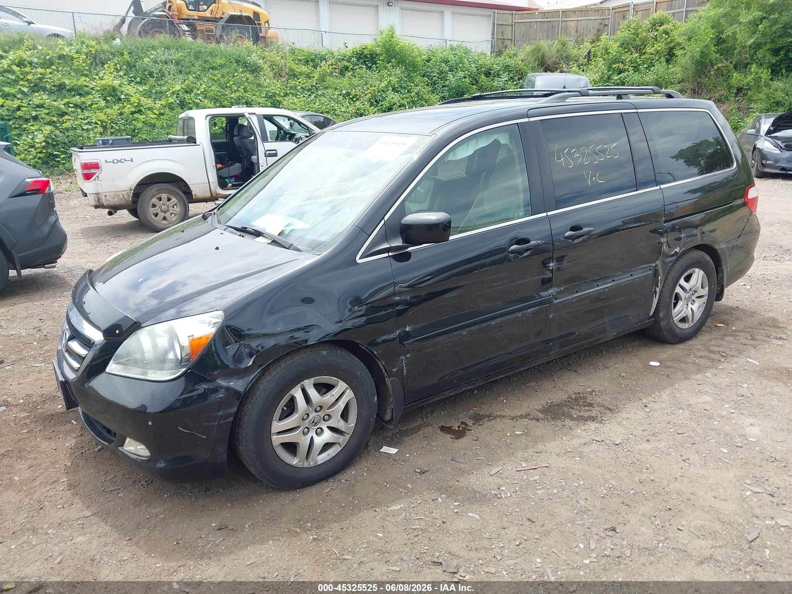 2007 Honda Odyssey Touring Black vin: 5FNRL38897B002092