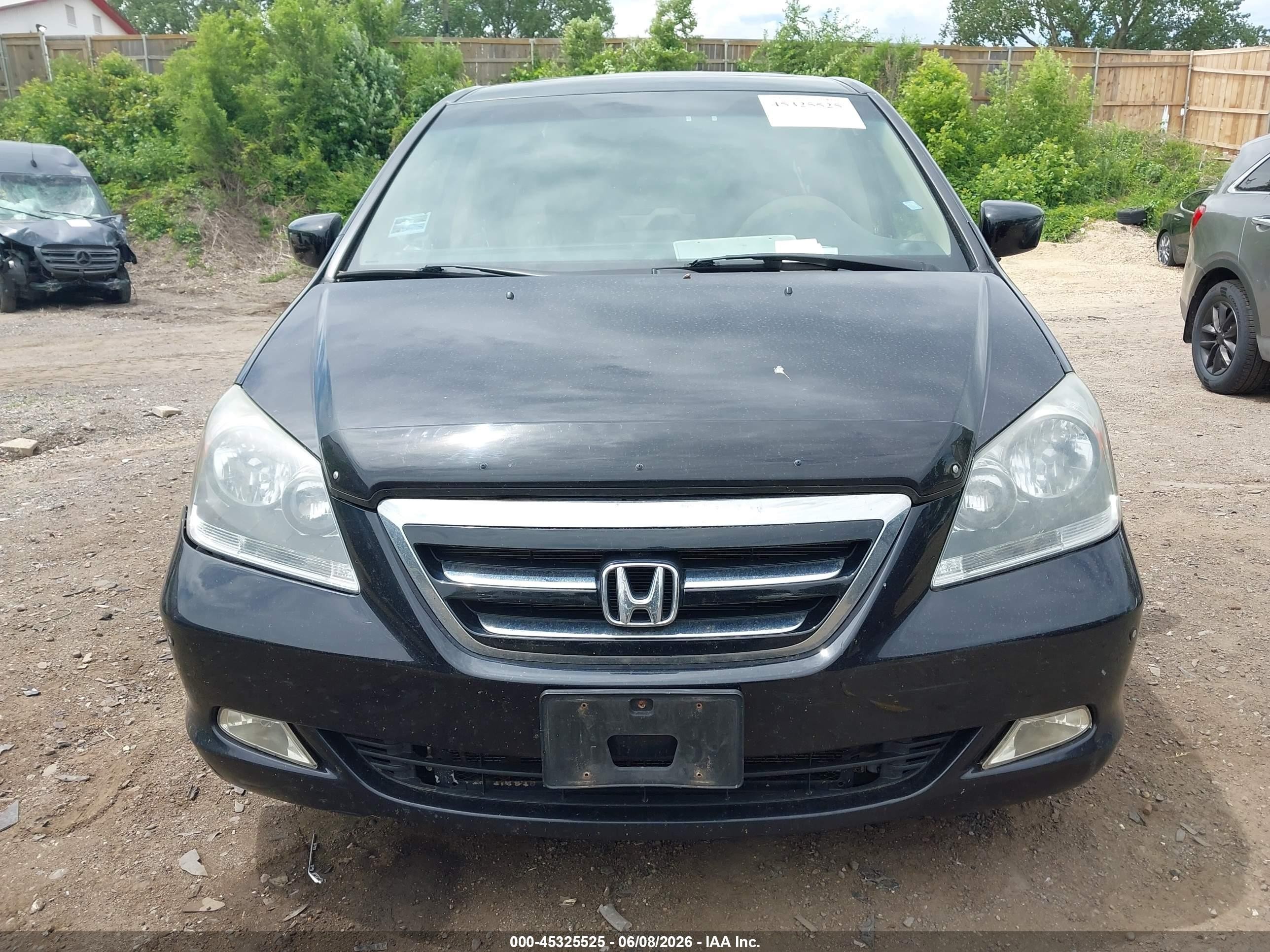 2007 Honda Odyssey Touring Black vin: 5FNRL38897B002092