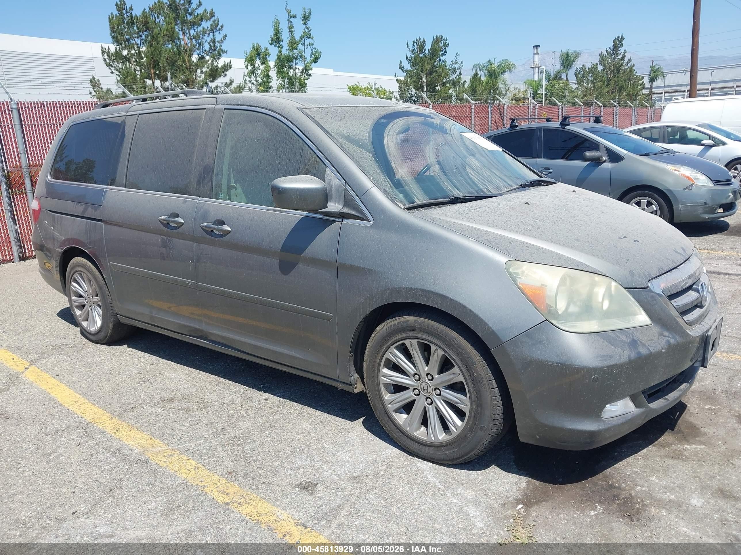 2007 Honda Odyssey Touring Gray vin: 5FNRL38897B003355