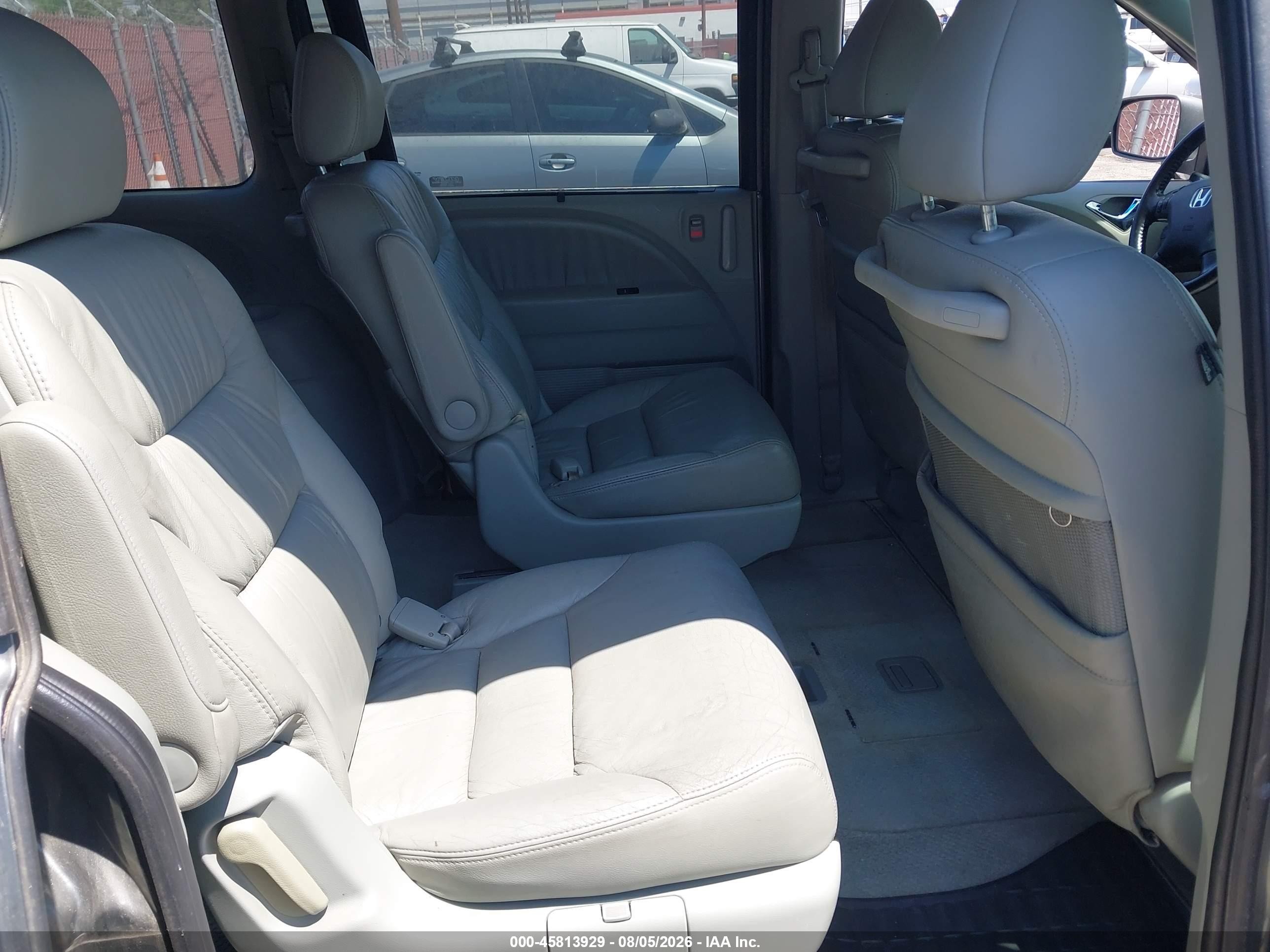 2007 Honda Odyssey Touring Gray vin: 5FNRL38897B003355