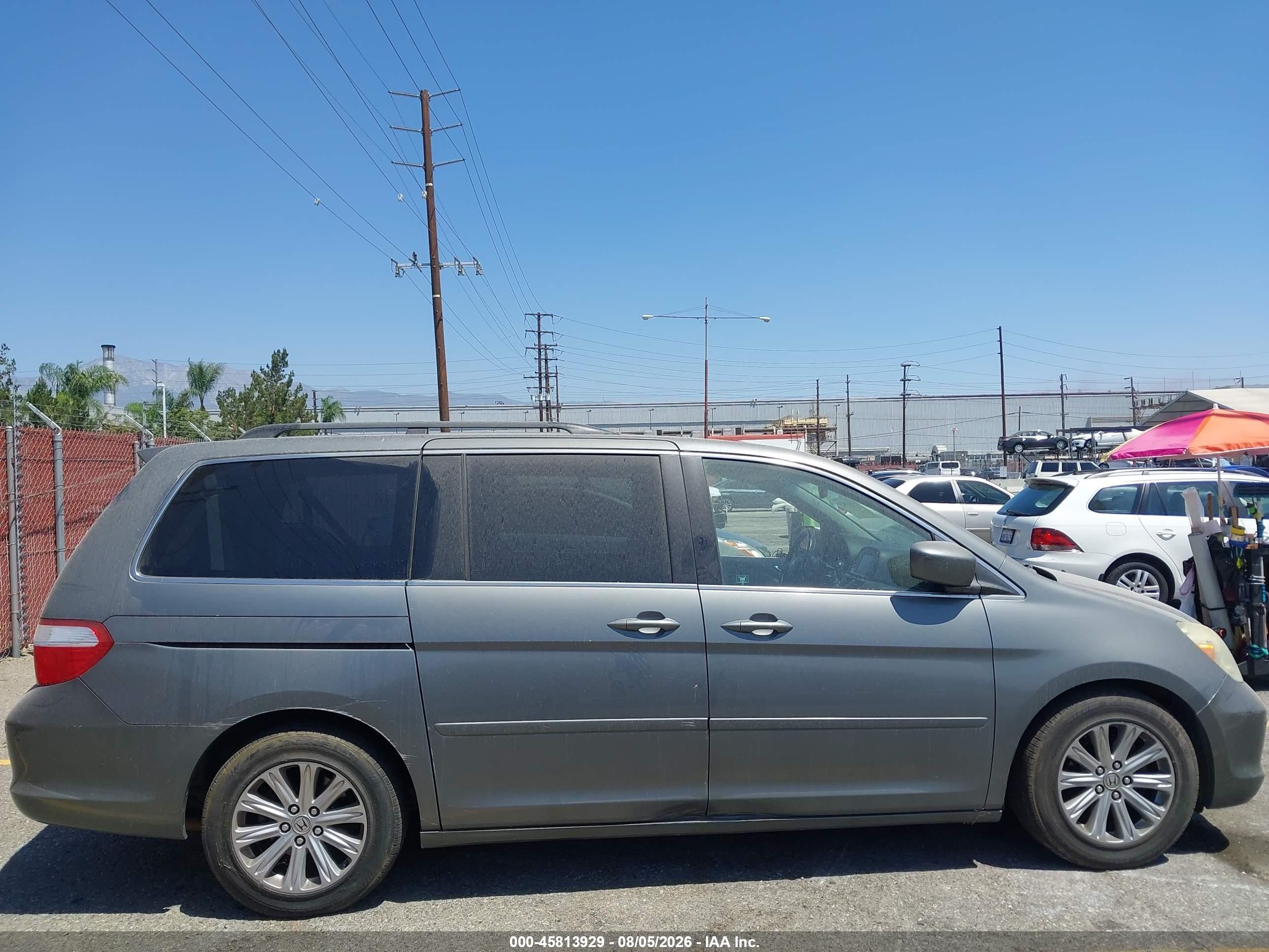 2007 Honda Odyssey Touring Gray vin: 5FNRL38897B003355
