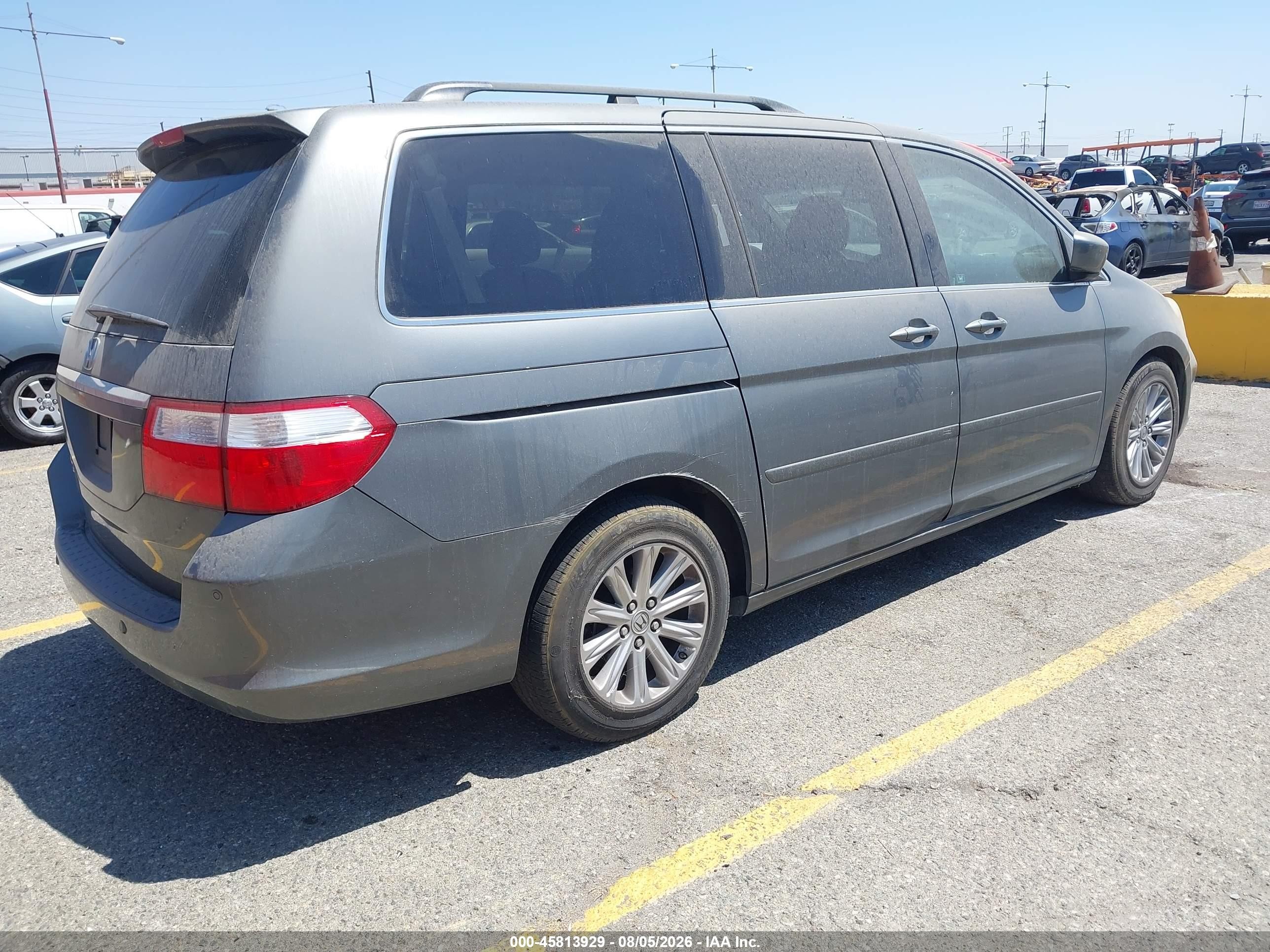 2007 Honda Odyssey Touring Gray vin: 5FNRL38897B003355