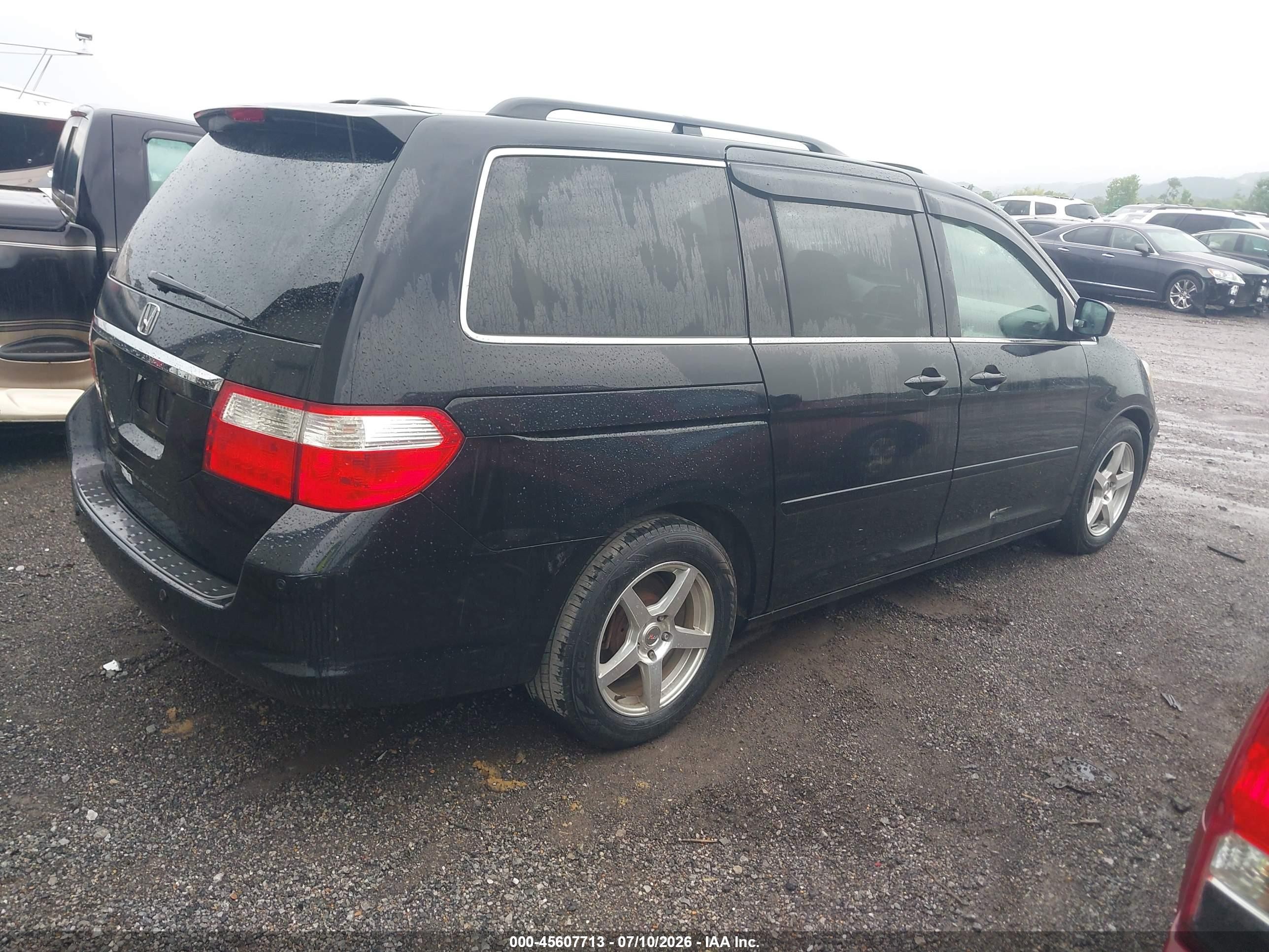 2007 Honda Odyssey Touring Black vin: 5FNRL38897B010547