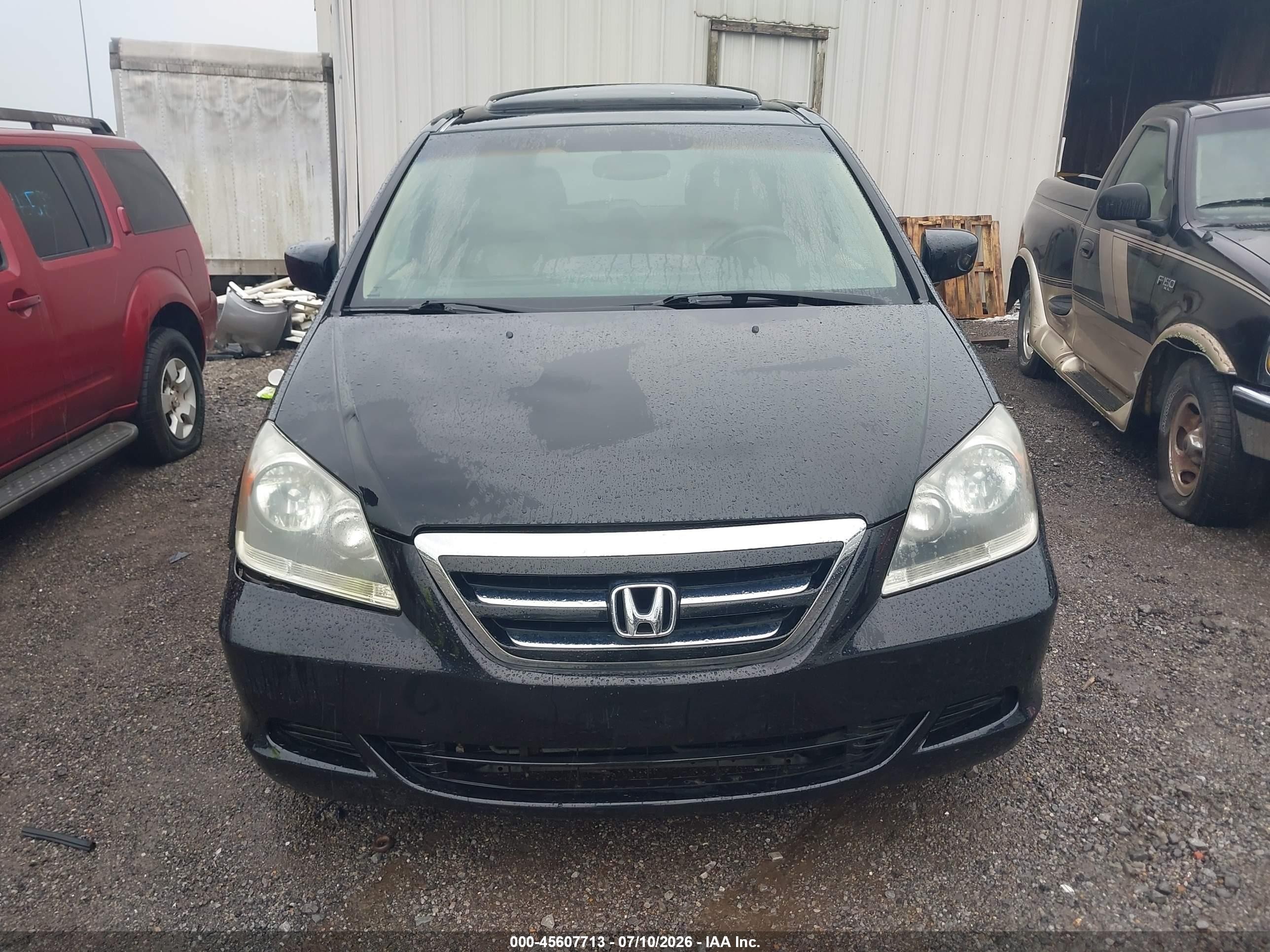 2007 Honda Odyssey Touring Black vin: 5FNRL38897B010547