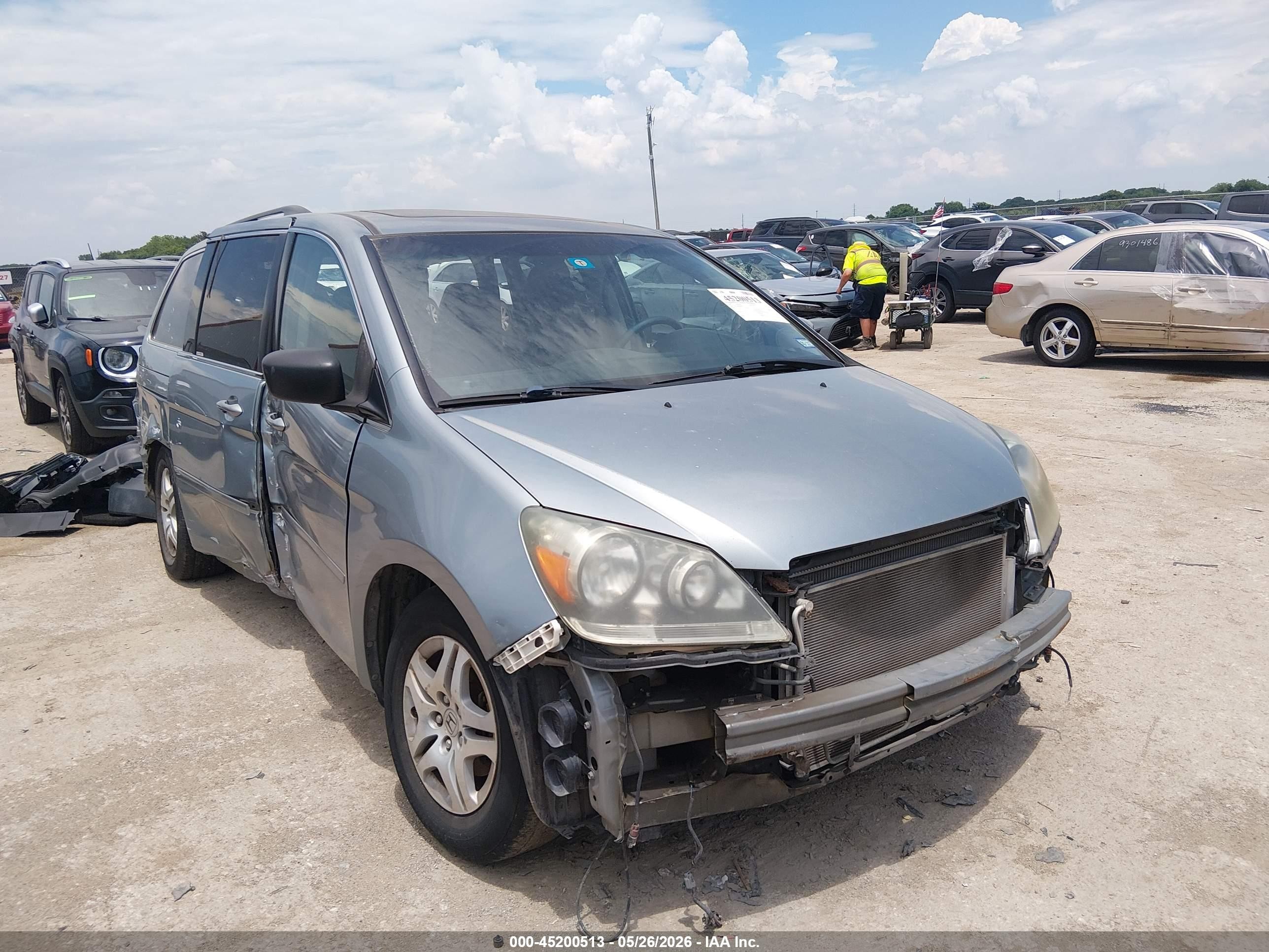 2007 Honda Odyssey Touring Silver vin: 5FNRL38897B089234