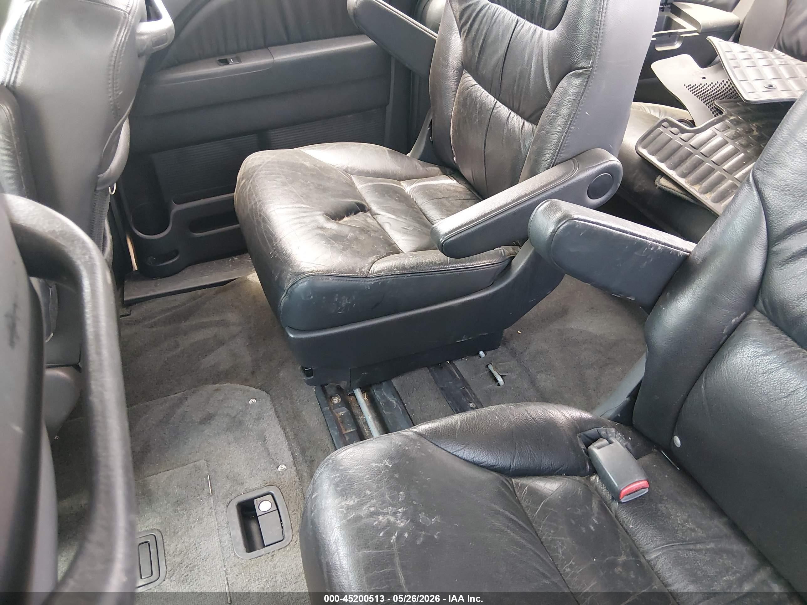 2007 Honda Odyssey Touring Silver vin: 5FNRL38897B089234