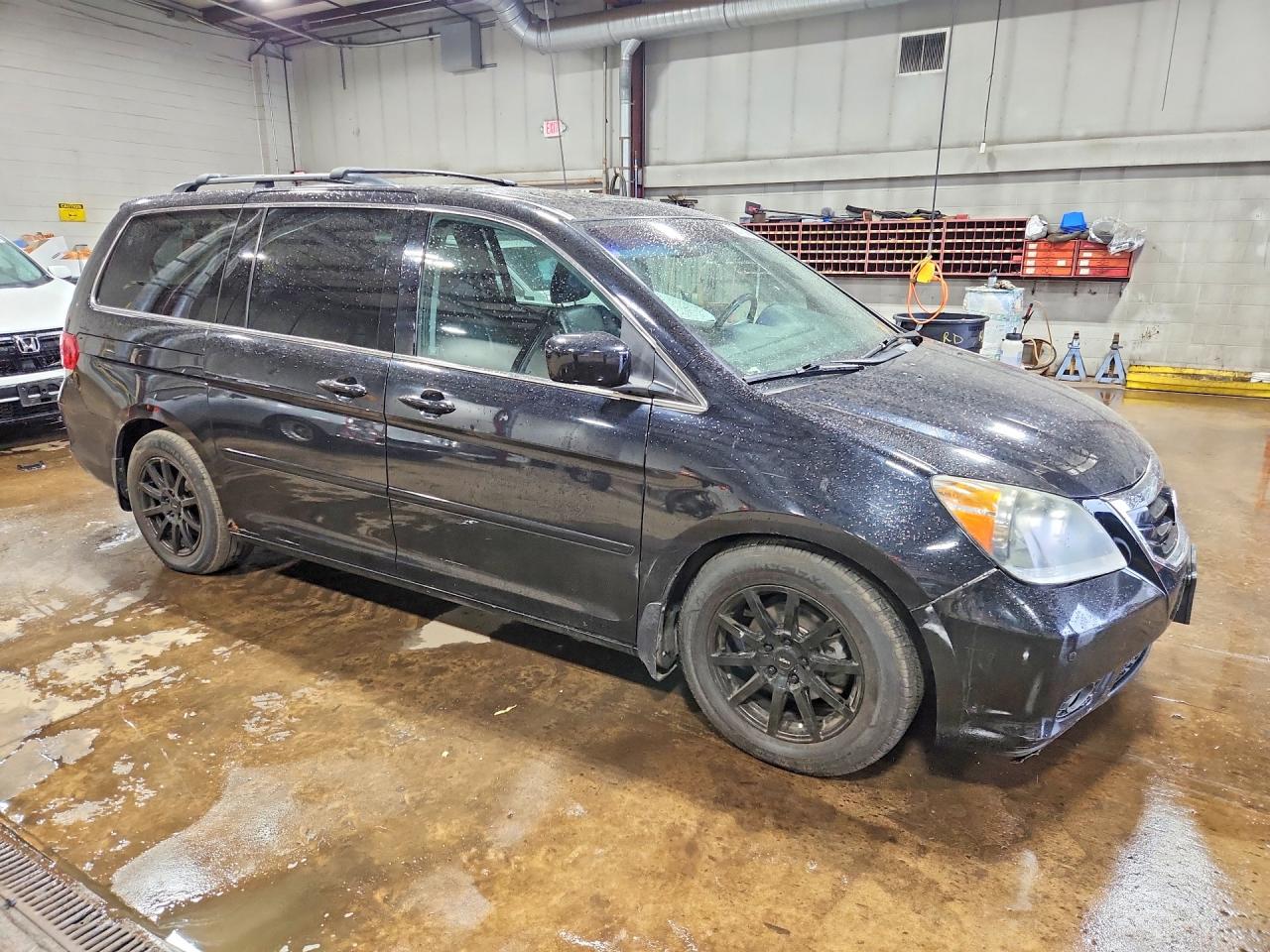 2008 Honda Odyssey Touring Black vin: 5FNRL38898B004619